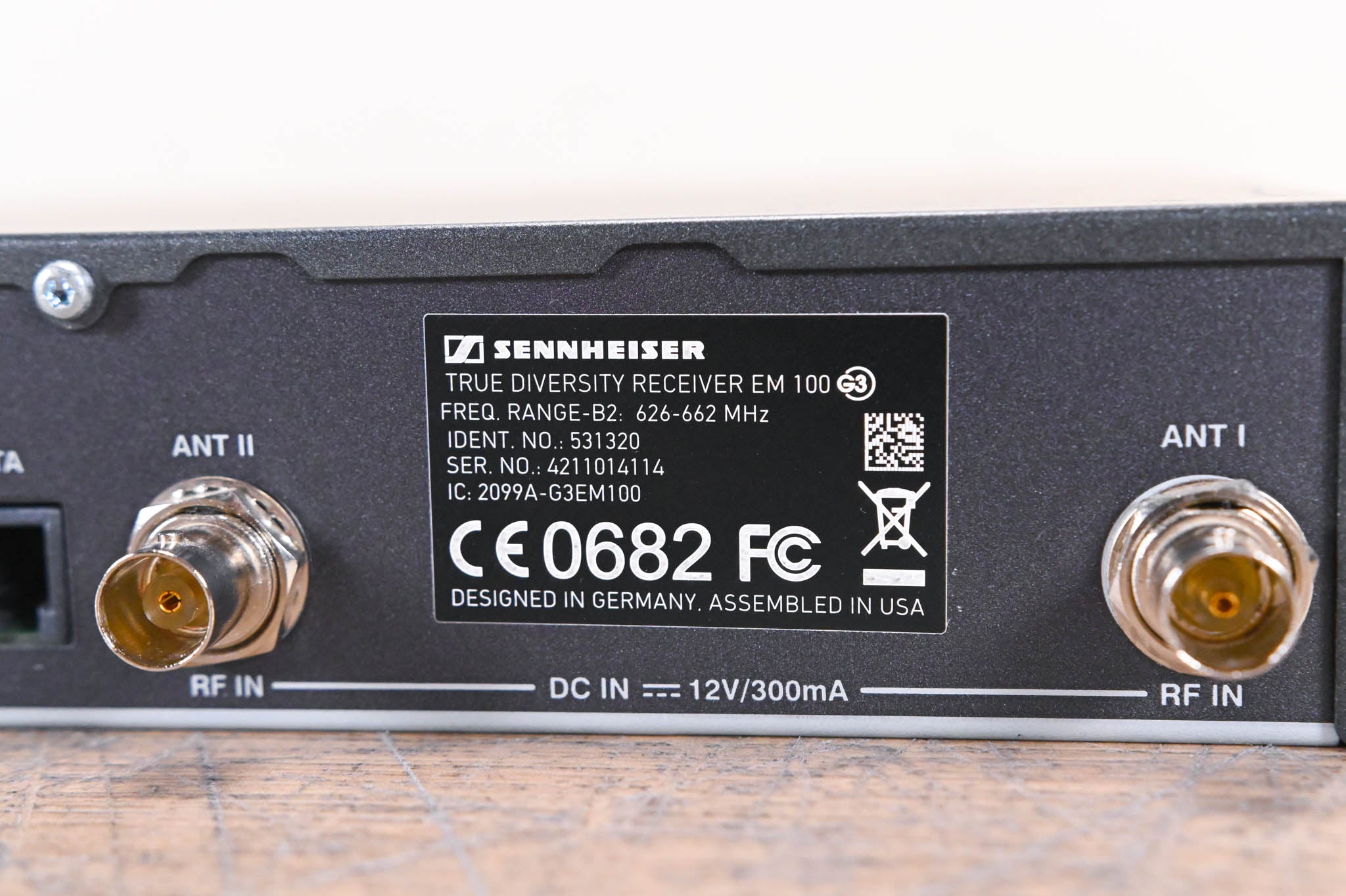 Sennheiser EM 100 G3 Wireless Receiver  - 626-662 MHz (NO POWER SUPPLY)