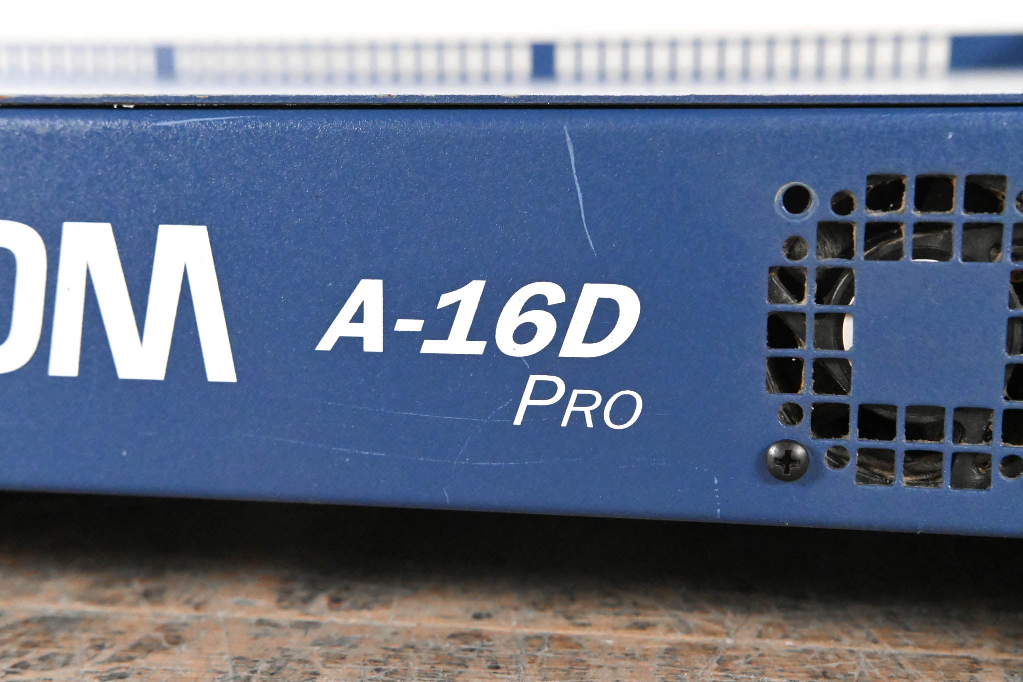 Aviom A-16D Pro A-Net Distributor