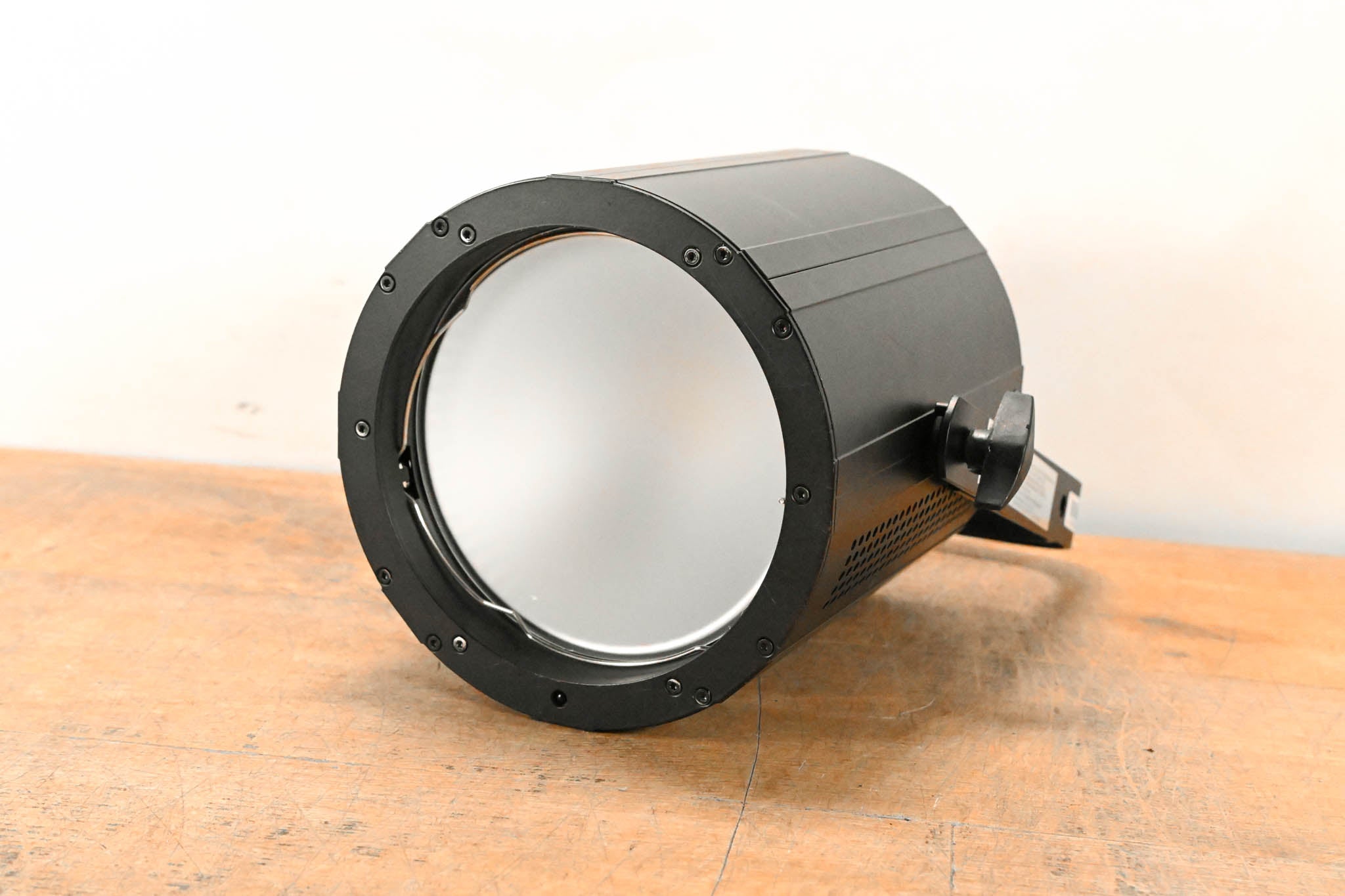 ADJ COB Cannon LP200ST 200W Chip On Board Color Mixing Wash Fixture
