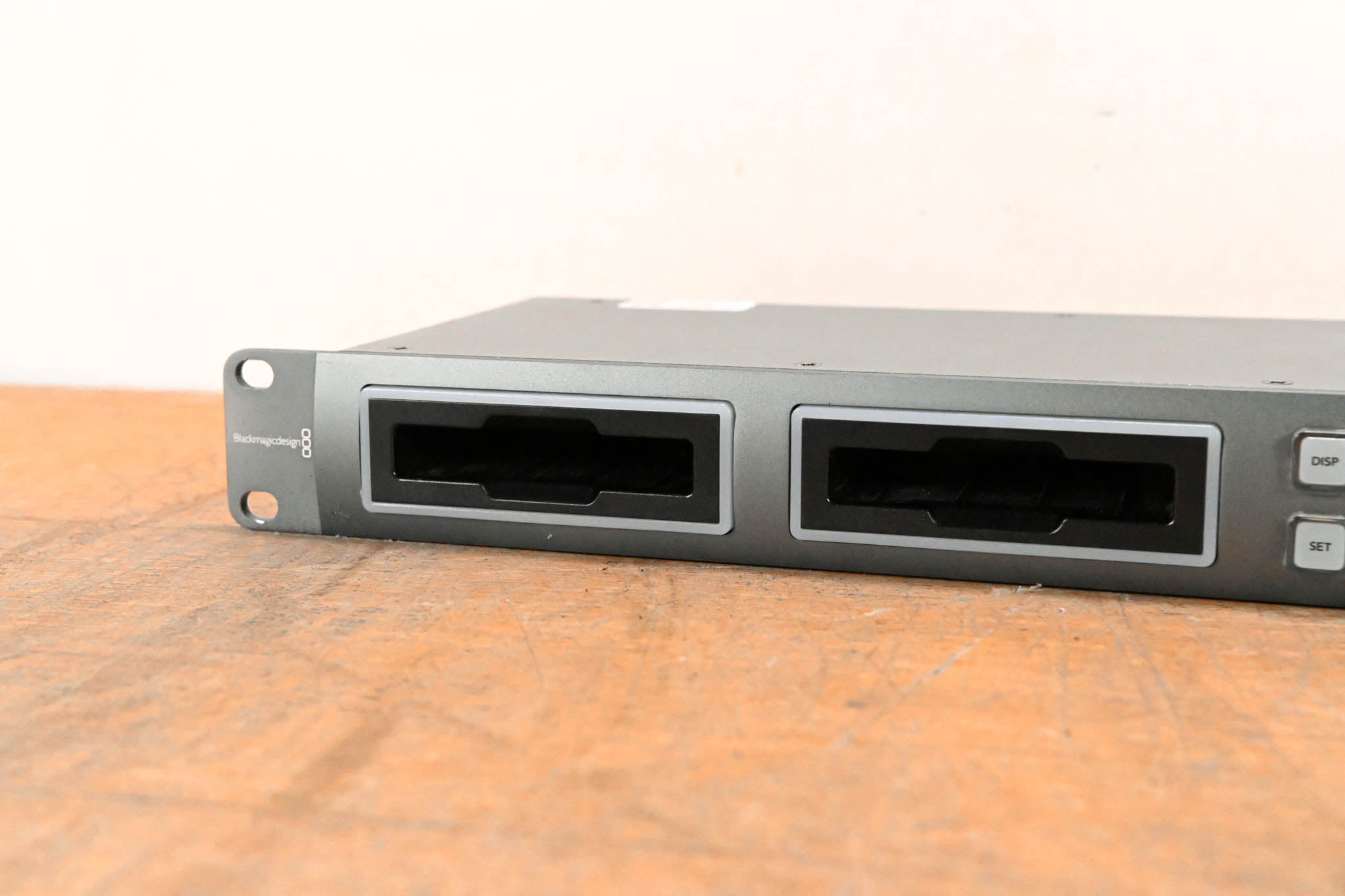 Blackmagic Design HyperDeck Studio 2