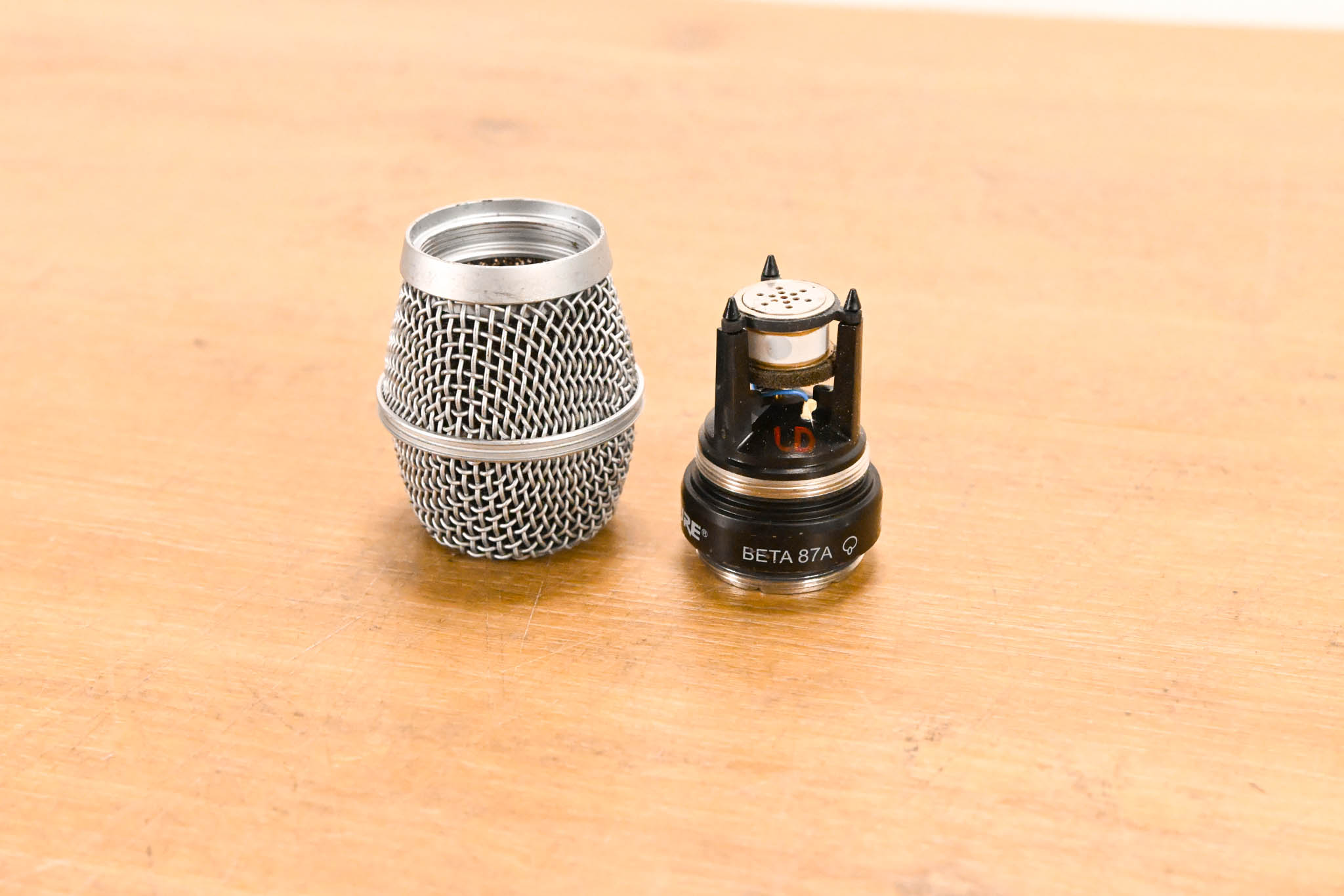 Shure BETA 87A Wireless Microphone Capsule