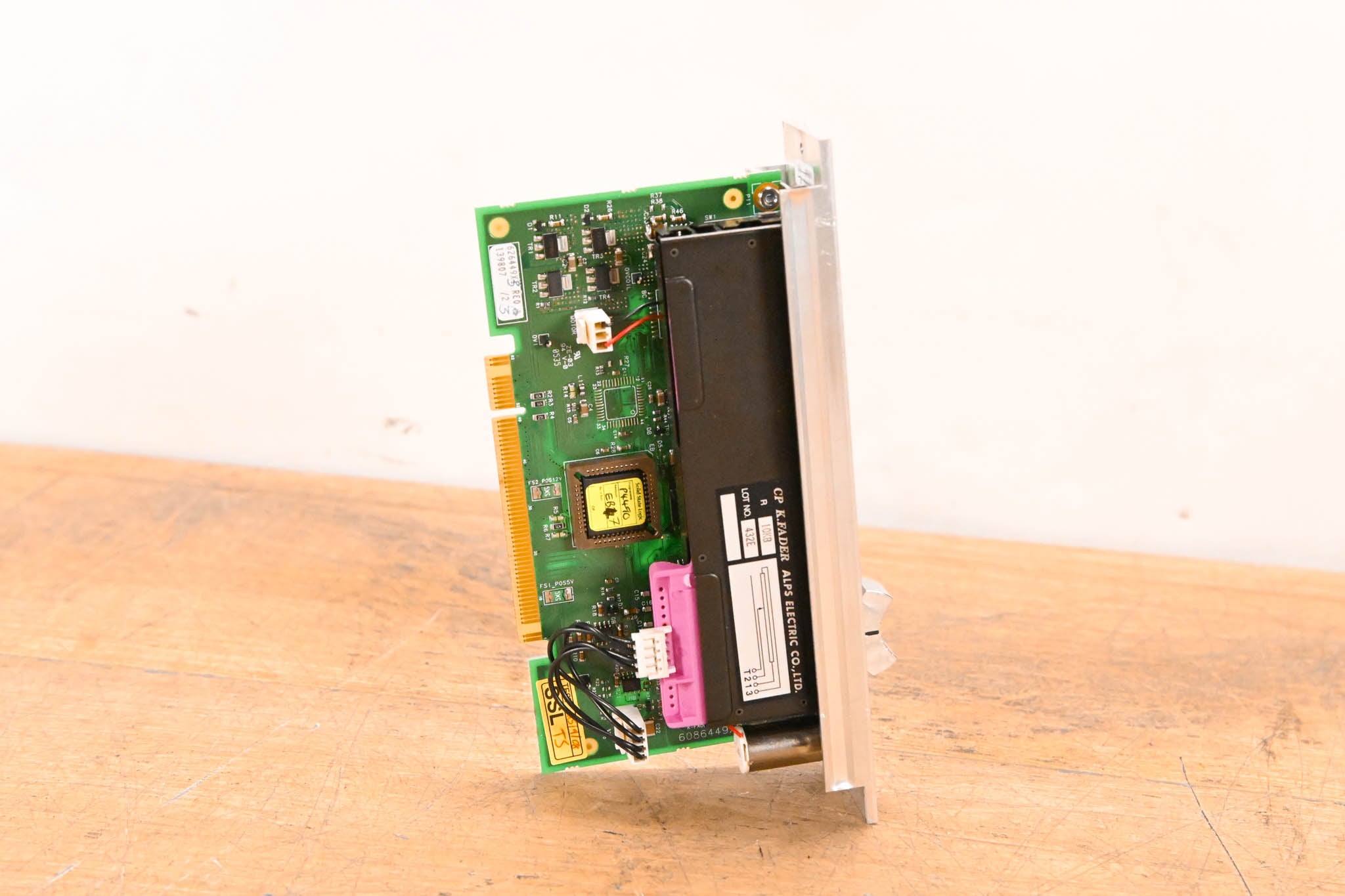 Solid State Logic C300 HD Motorized Fader Module – ALPS K-Fader Assembly