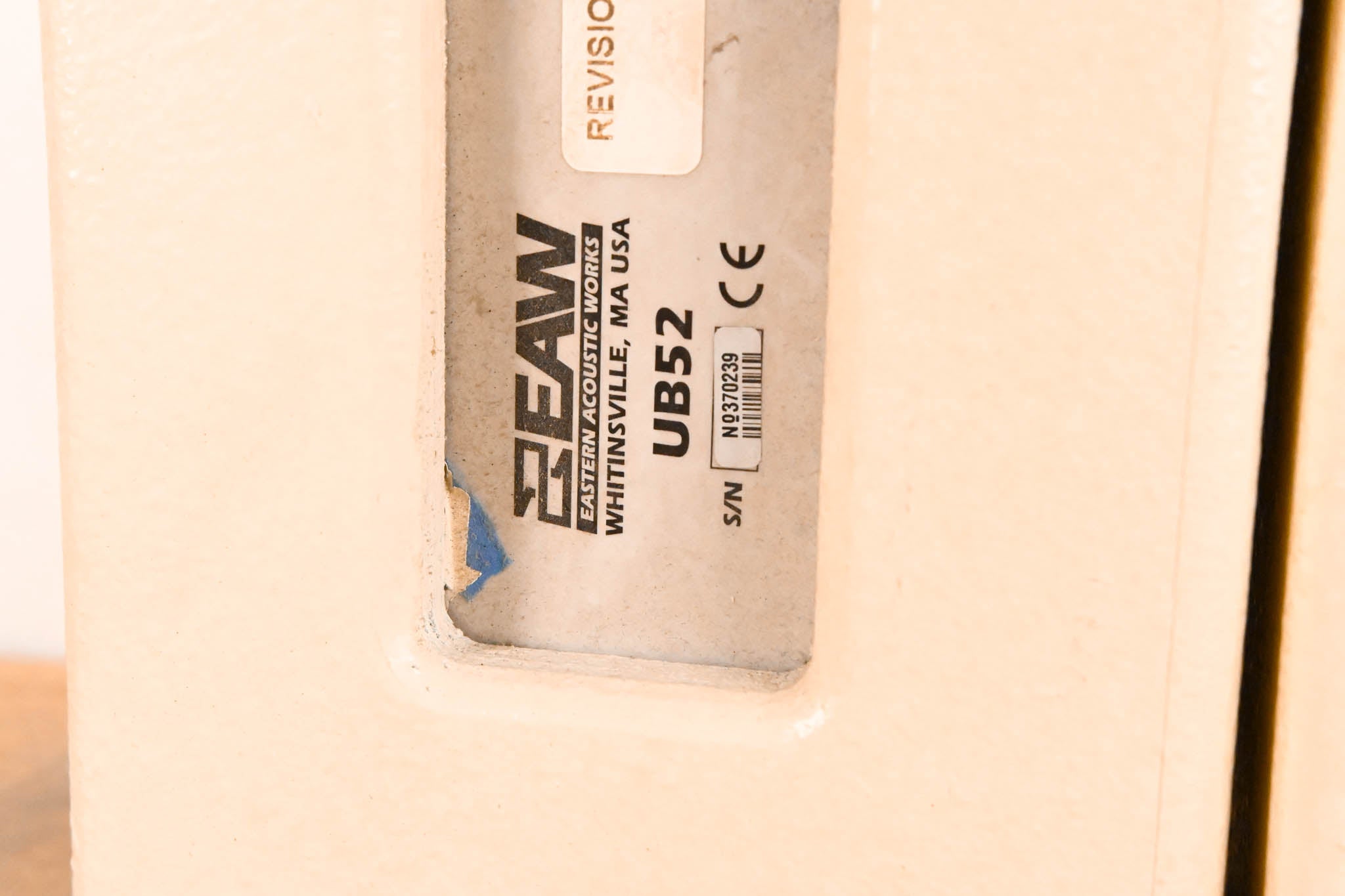 EAW UB52 Two-Way Full-Range Loudspeaker - White (PAIR)