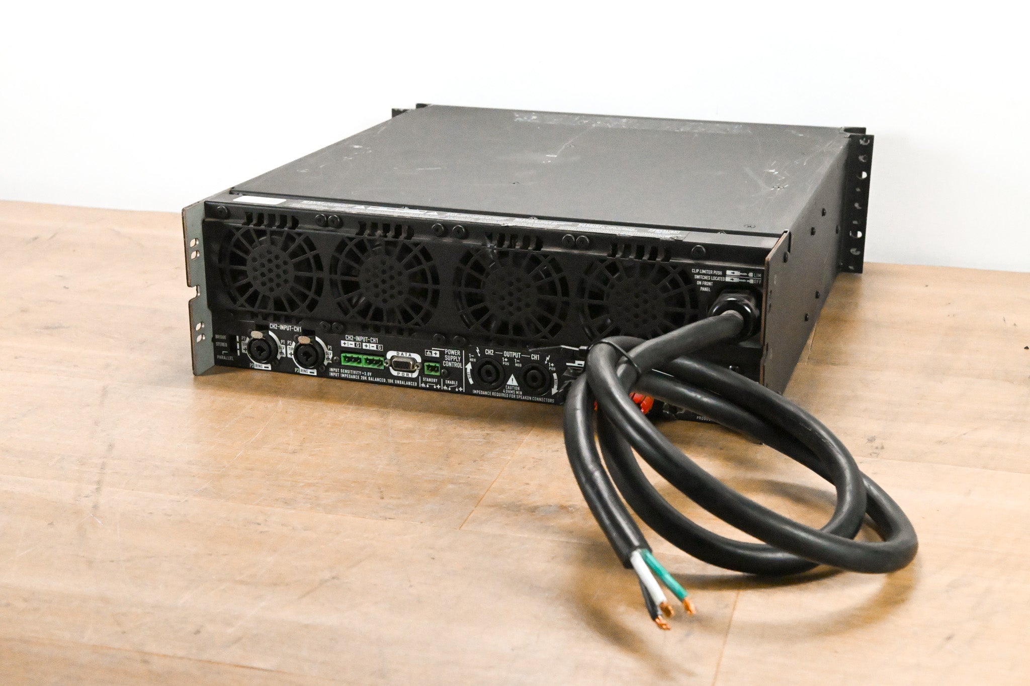 QSC PowerLight 6.0 PFC Power Factor Corrected 2-Channel Power Amplifier