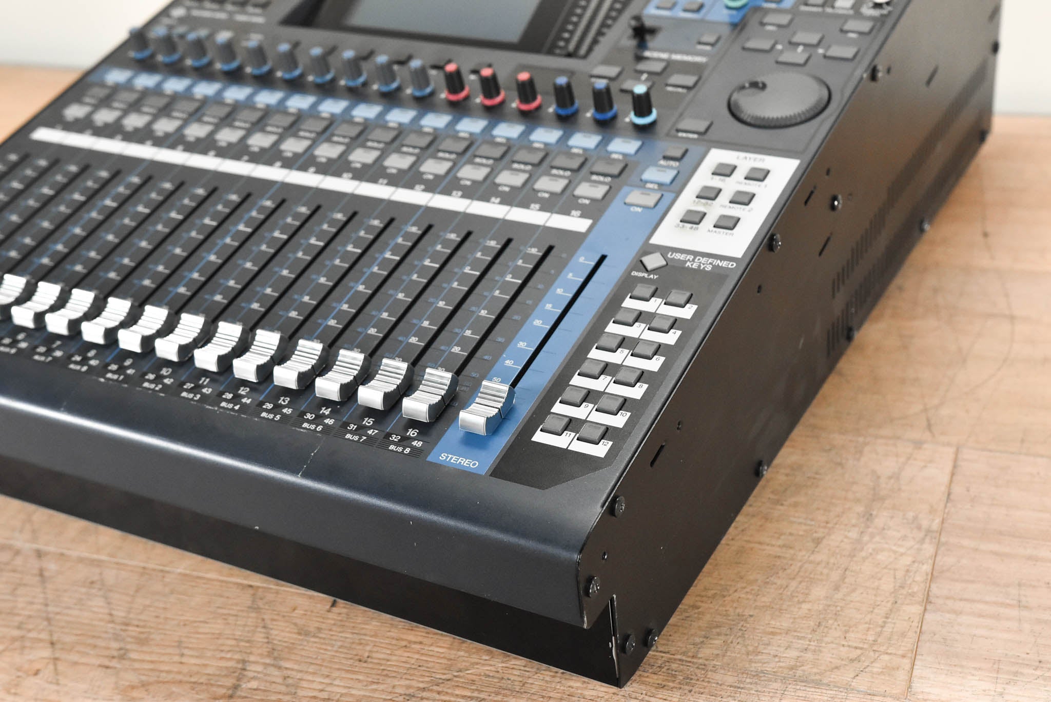 Yamaha DM1000VCM 48-Channel Digital Audio Mixer