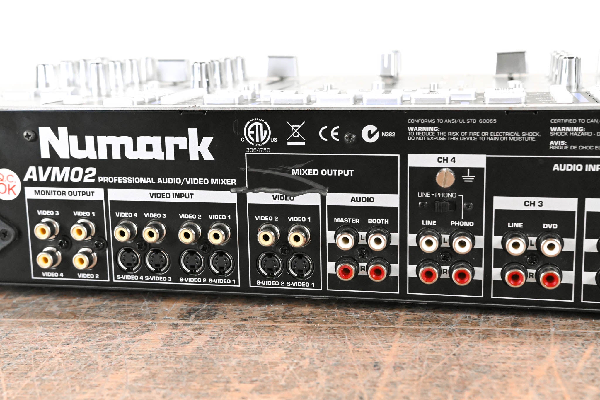 Numark AVM02 Professional Audio/Video Mixer