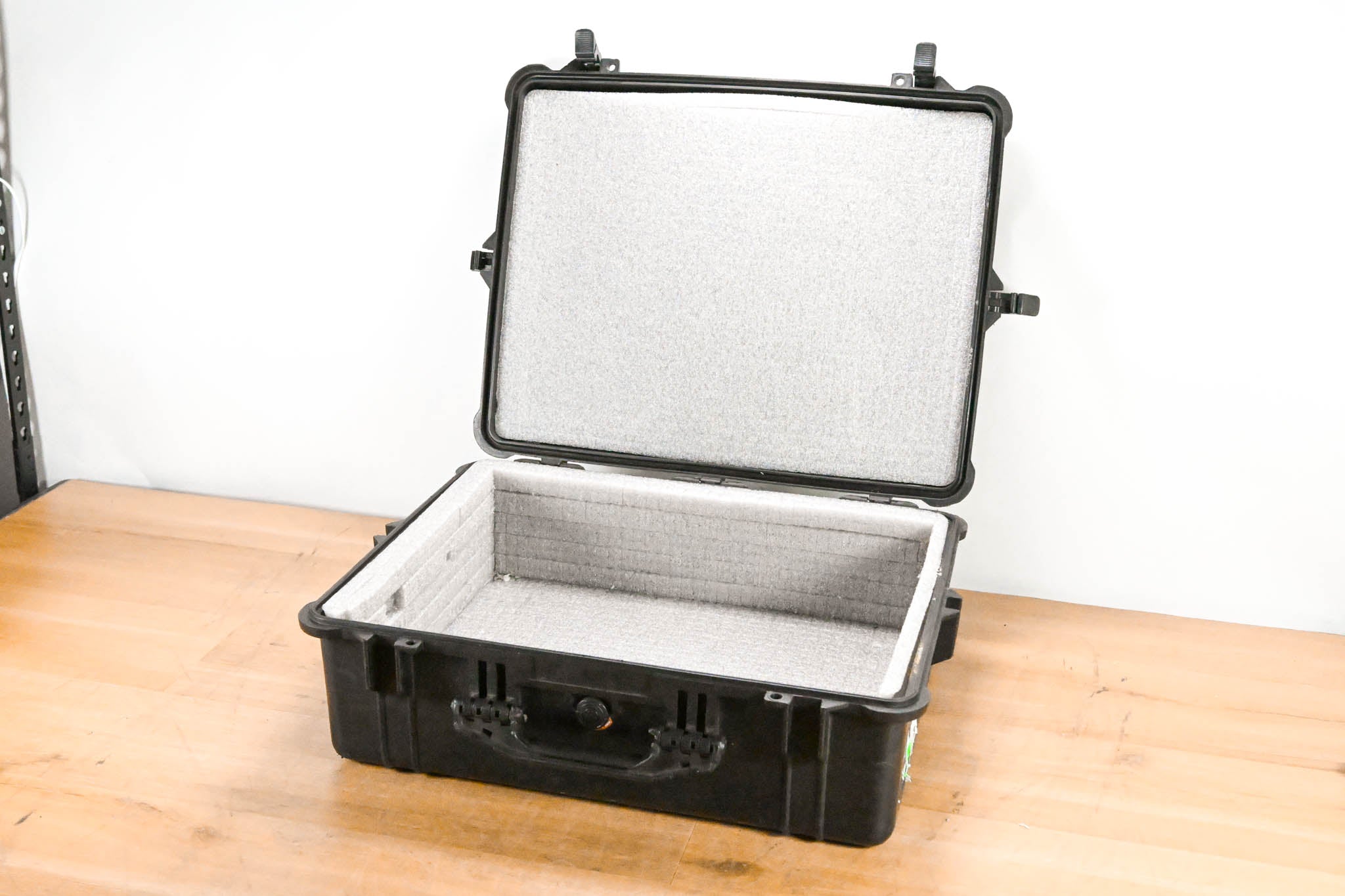Pelican 1600 Protector Case
