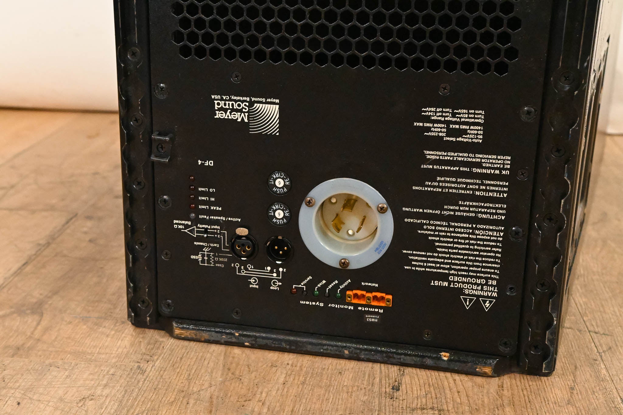 Meyer Sound DF-4 Medium-Throw Down Fill Self-Powered Loudspeaker