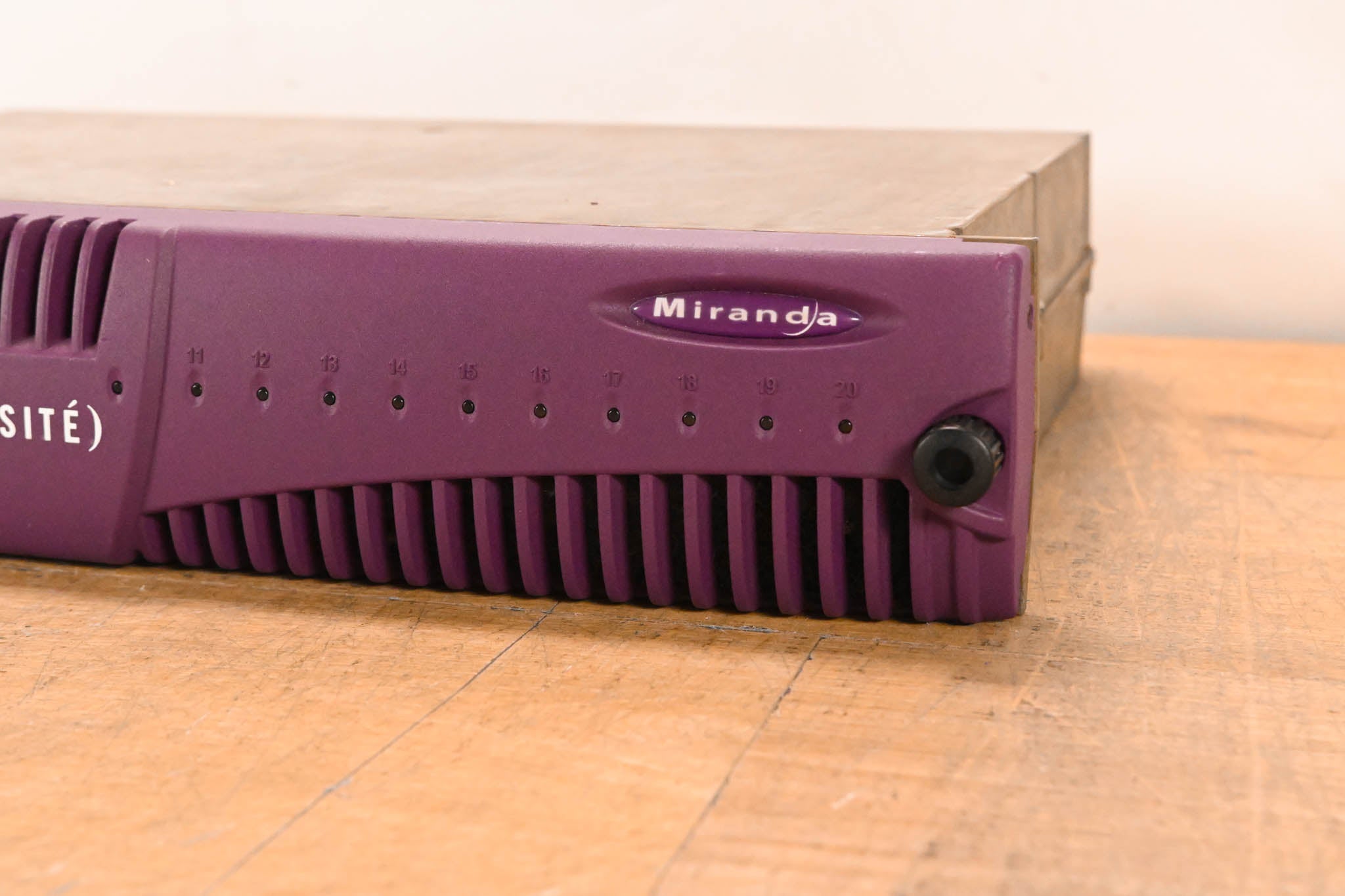 Miranda Densité Housing Frame w/ Cards