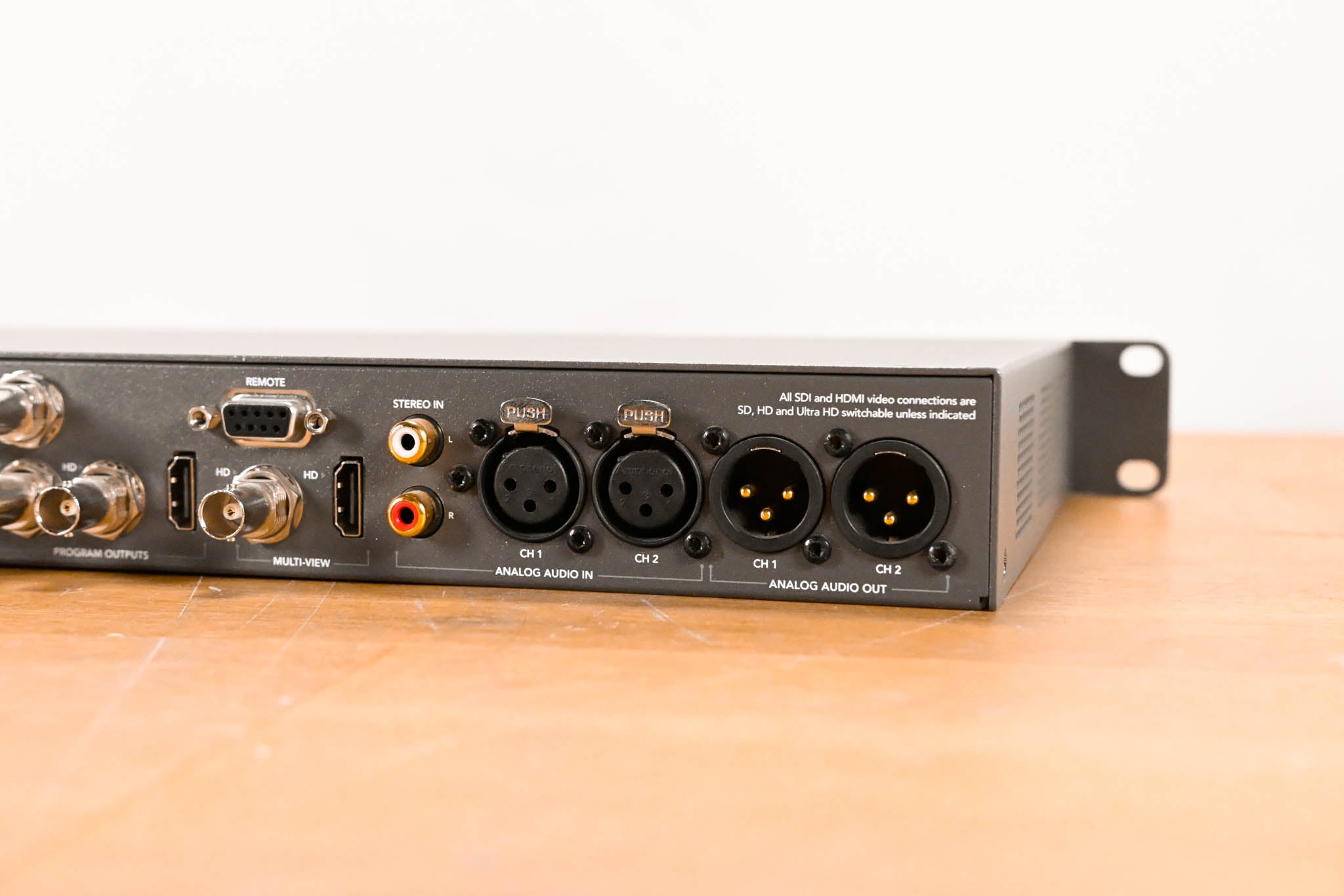 Blackmagic Design ATEM 1 M/E Production Studio 4K