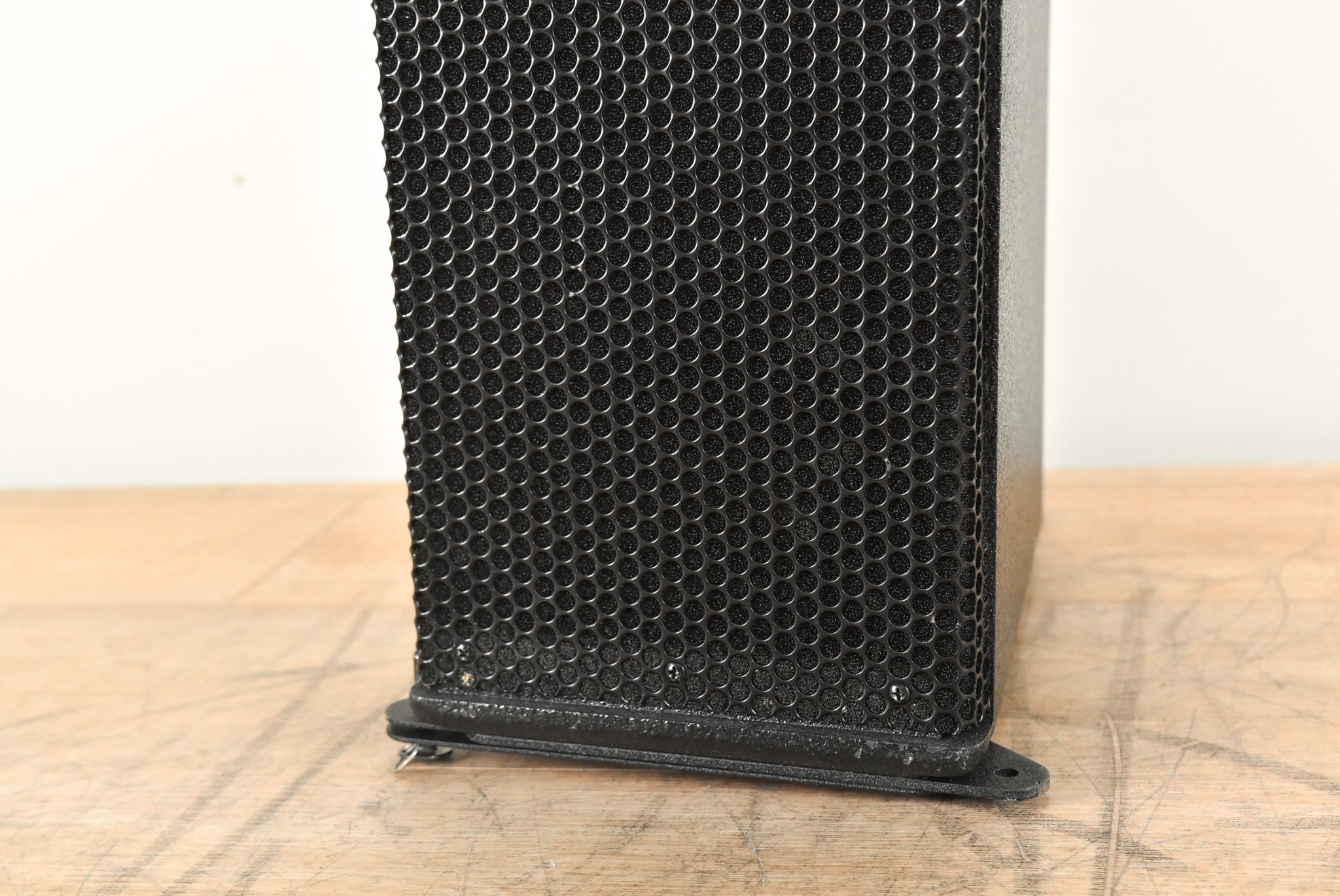 SLS LS6500 Full-Range Bi-Amped Line Array Module