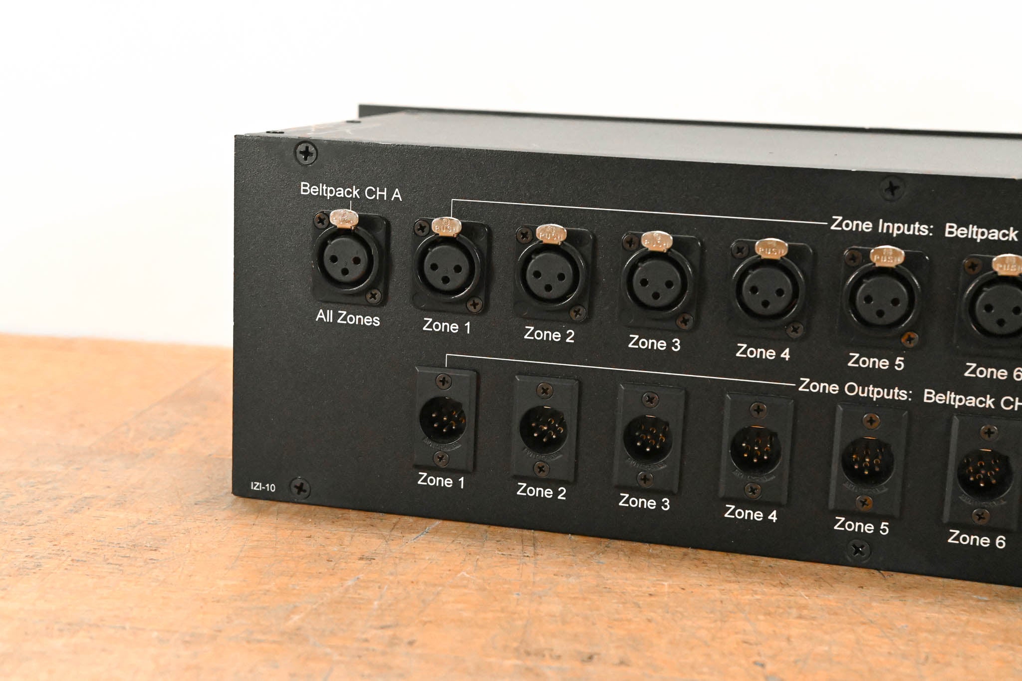 Intercom IZI-10 Intercom Zone Interface