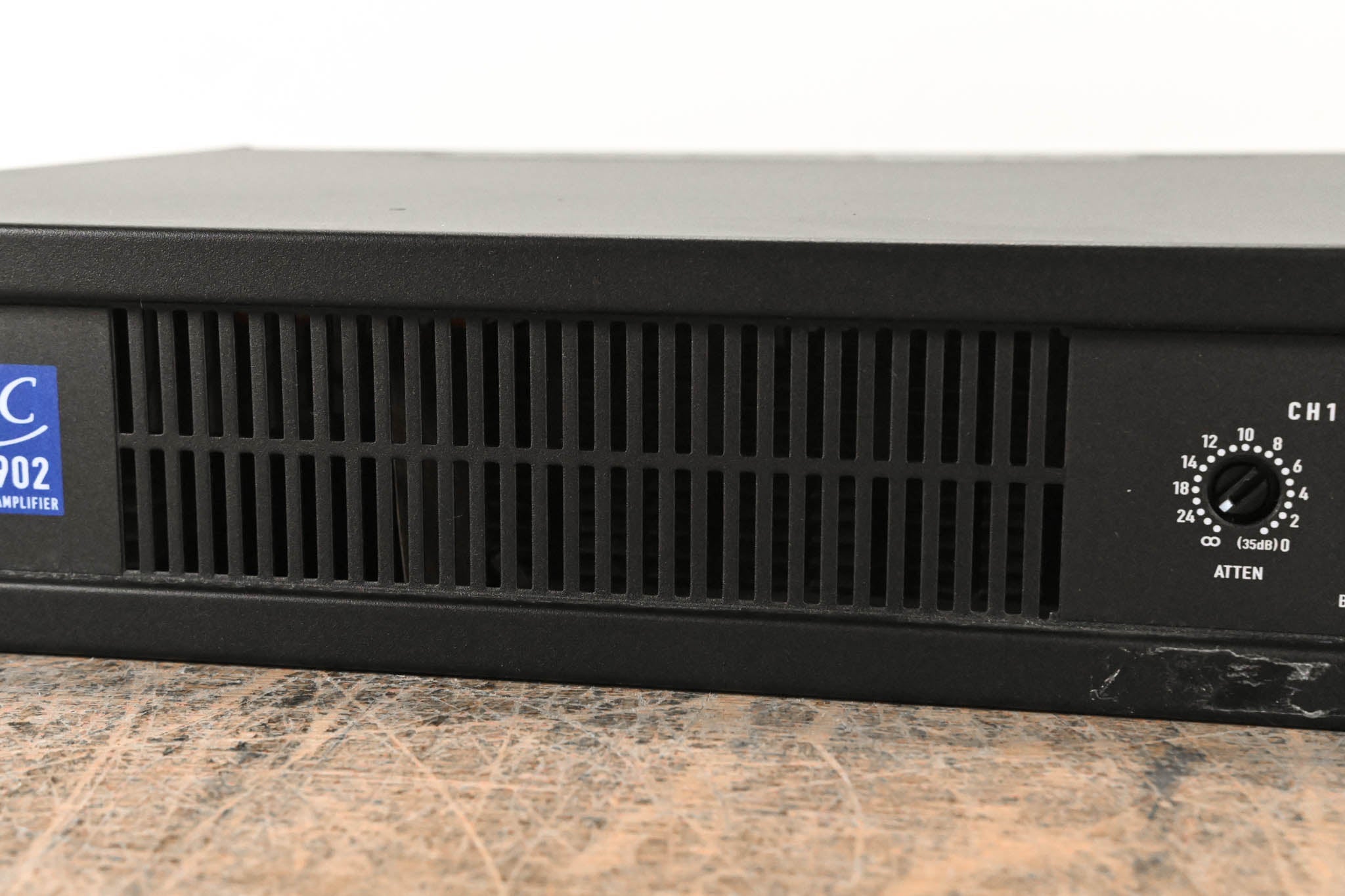 QSC CX902 2-Channel Power Amplifier