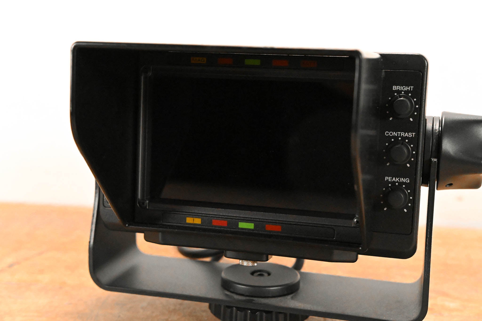 Sony DXF-C50WA 5-inch LCD Color Viewfinder for HXC-D70 SD/HD Camera