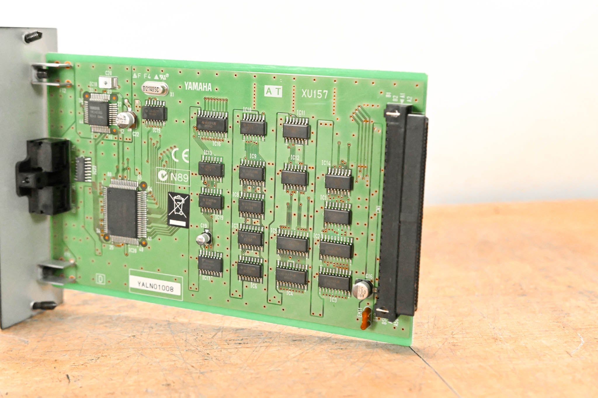 Yamaha MY8-AT 24-bit 8-Channel ADAT Optical Input/Output Card