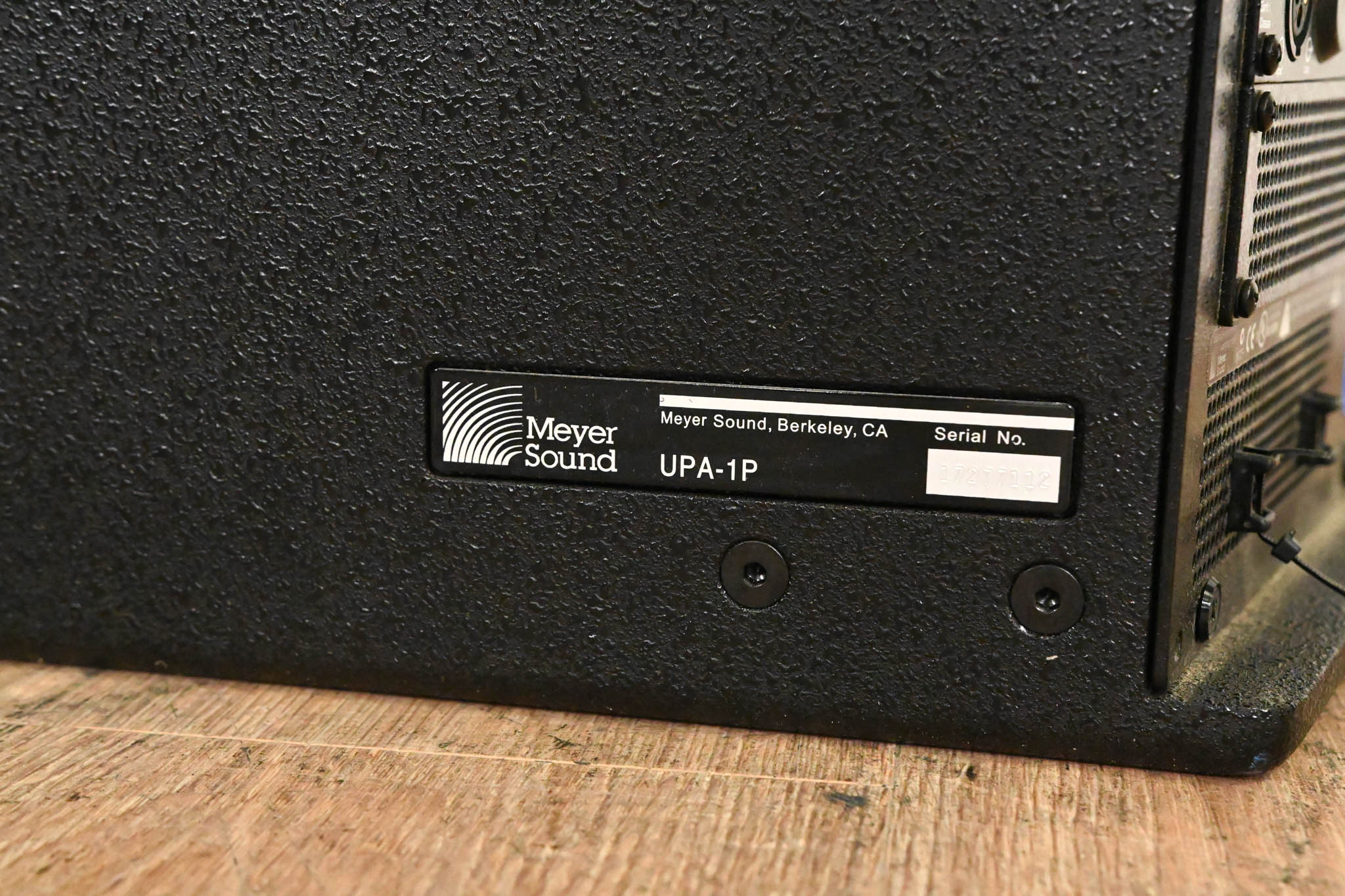 Meyer Sound UPA-1P Compact Wide Coverage Loudspeaker (PAIR)