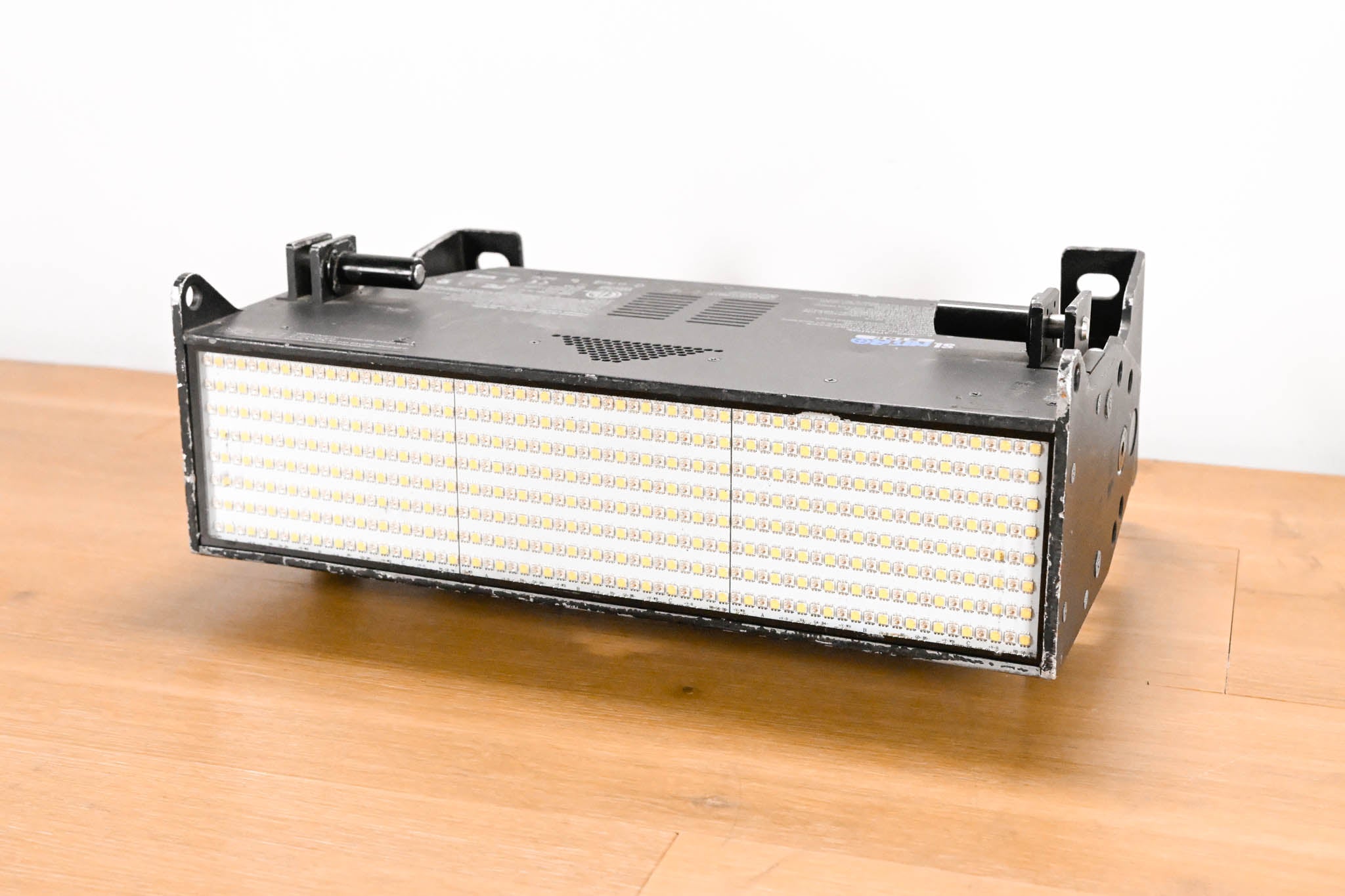 Philips Showline SL Nitro 510C RGBW LED Strobe Light