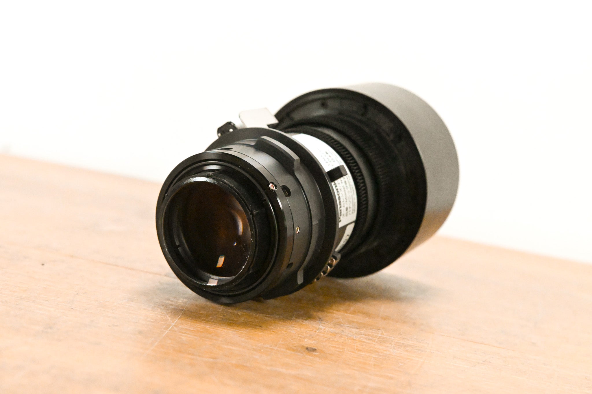 Panasonic ET-DLE250 1-Chip DLP Projector Fixed Zoom Lens