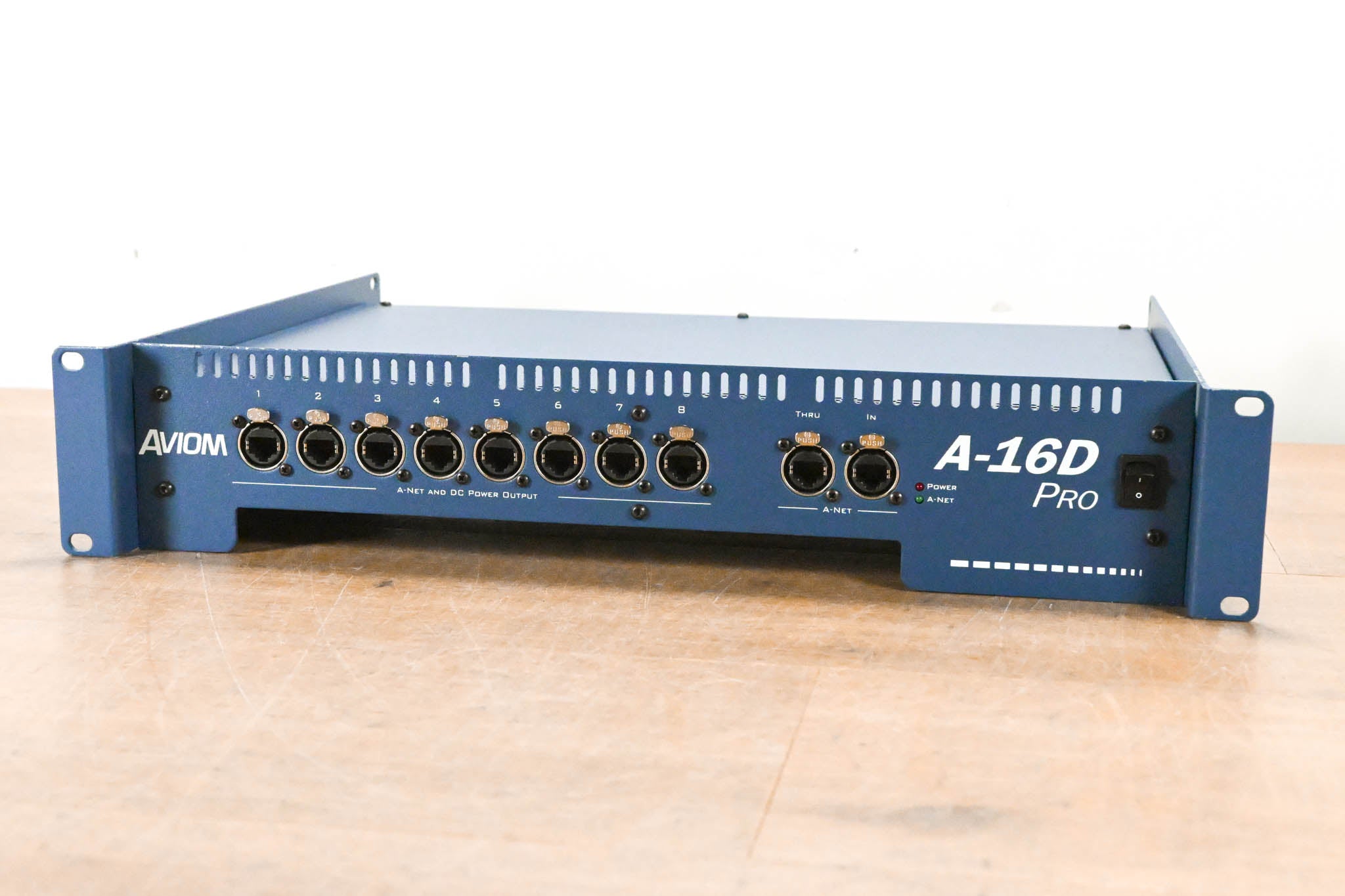 Aviom A-16D Pro A-Net Distributor