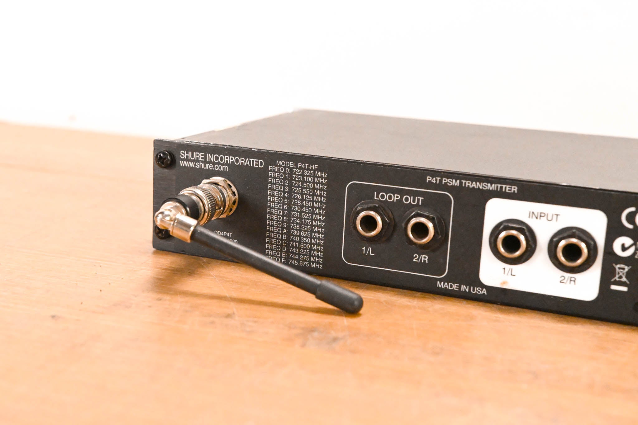 Shure PSM 400 In-Ear Monitoring System - 722-746 MHz (NO POWER SUPPLY)