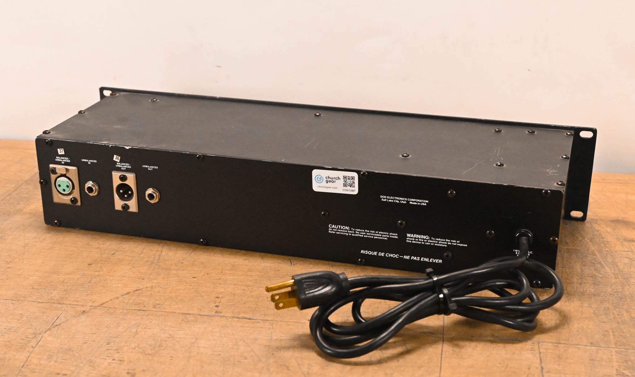DOD R-831 Rackmount 31-Band Graphic Equalizer CG01UMP