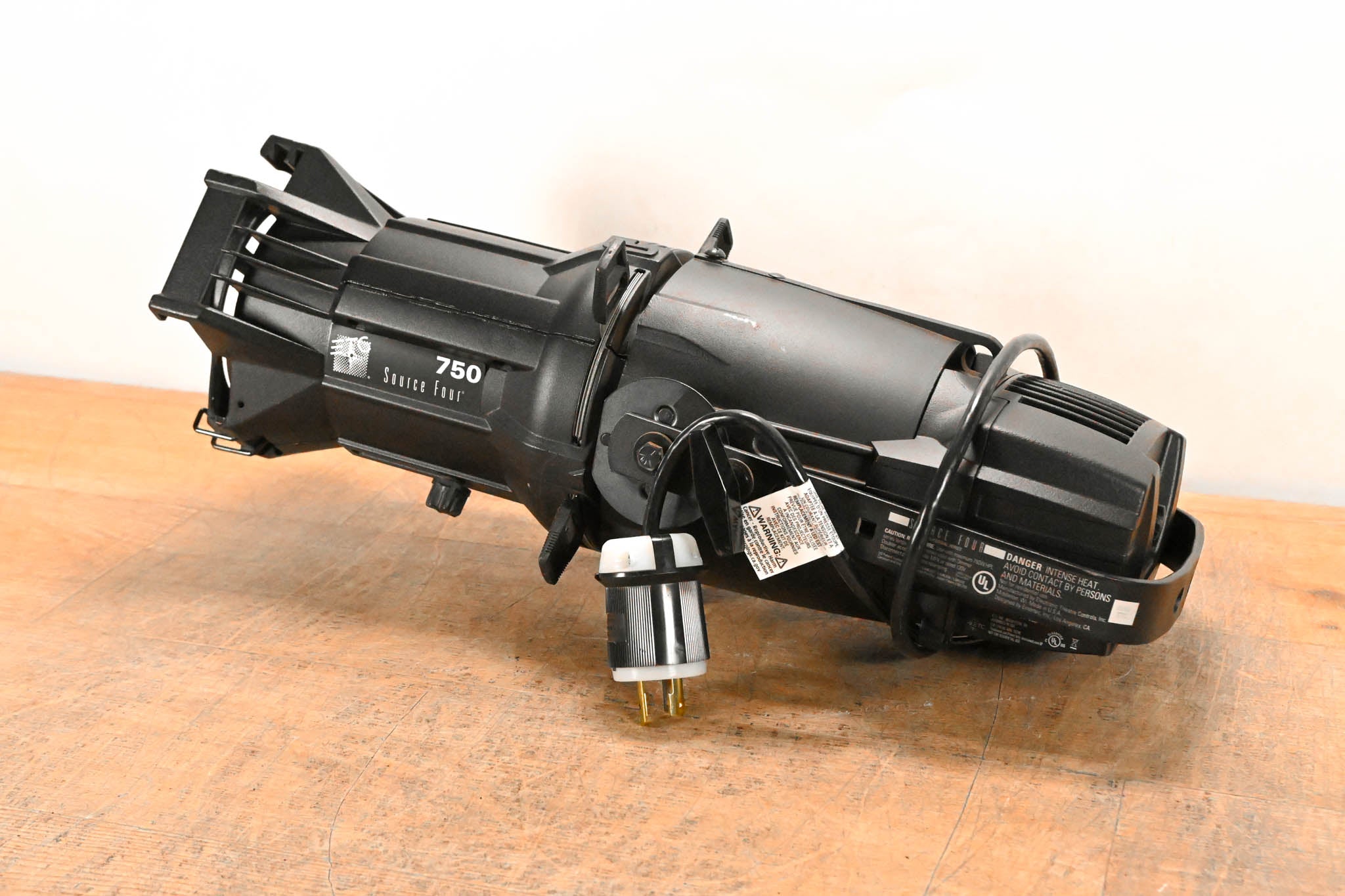 ETC Source Four 750 26 Degree Leko with Source 4WRD II LED Light Engine
