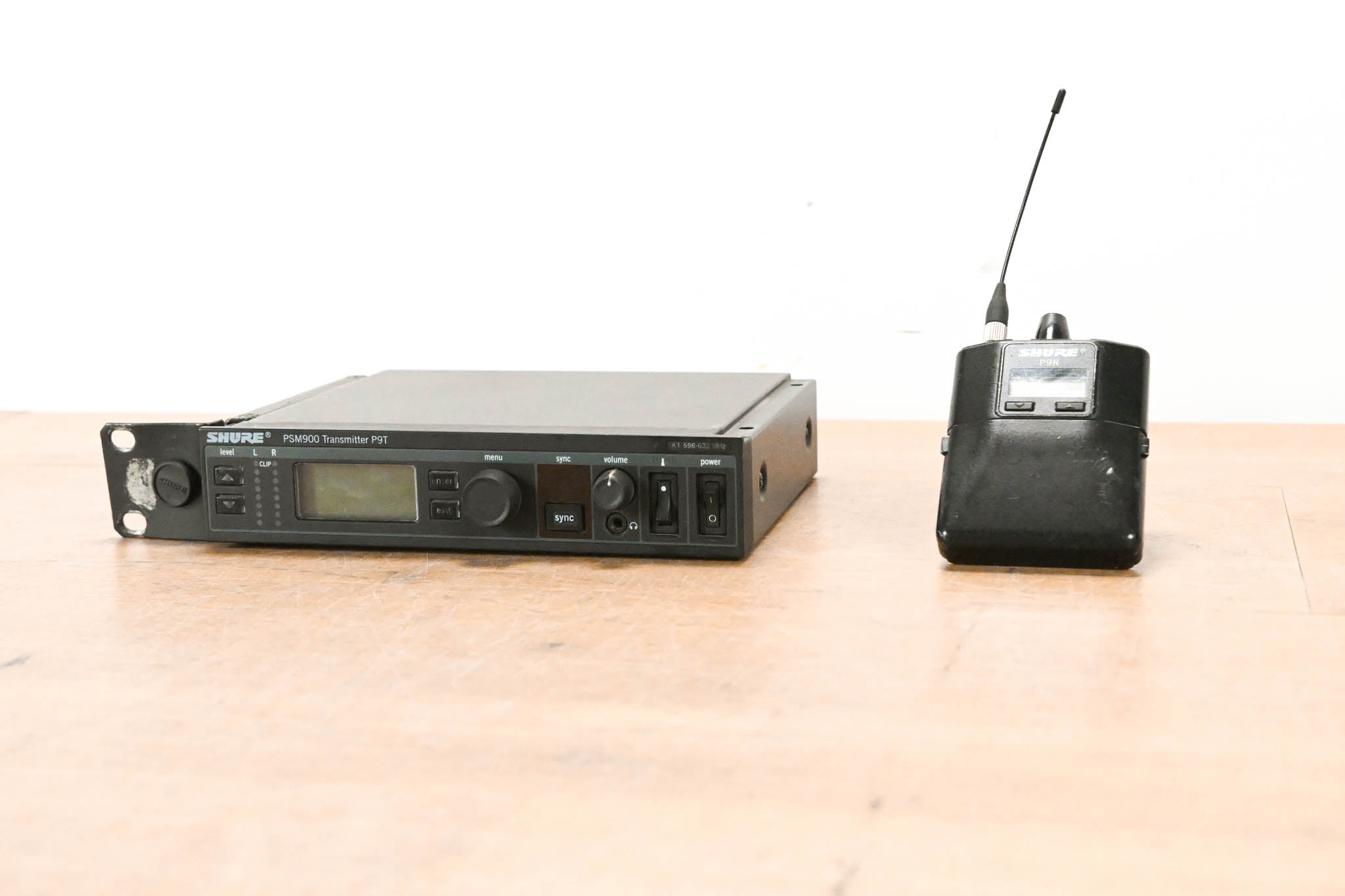 Shure PSM 900 Wireless IEM System K1 Band: 596-632MHz NO POWER SUPPLY
