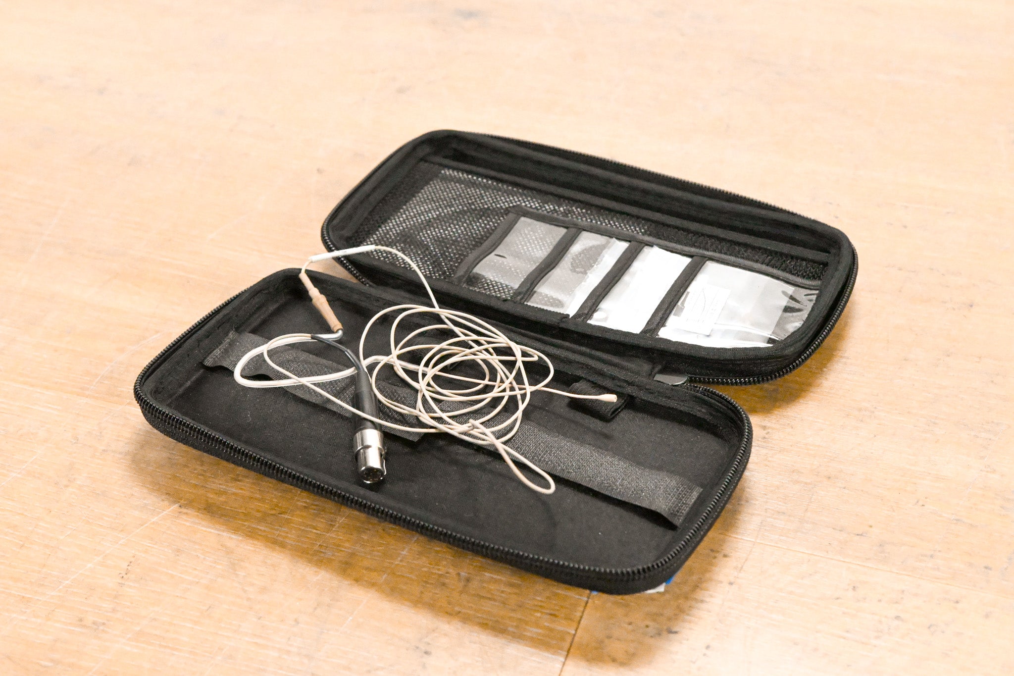 Countryman E6OW7L1SL E6 Omnidirectional Earset Microphone