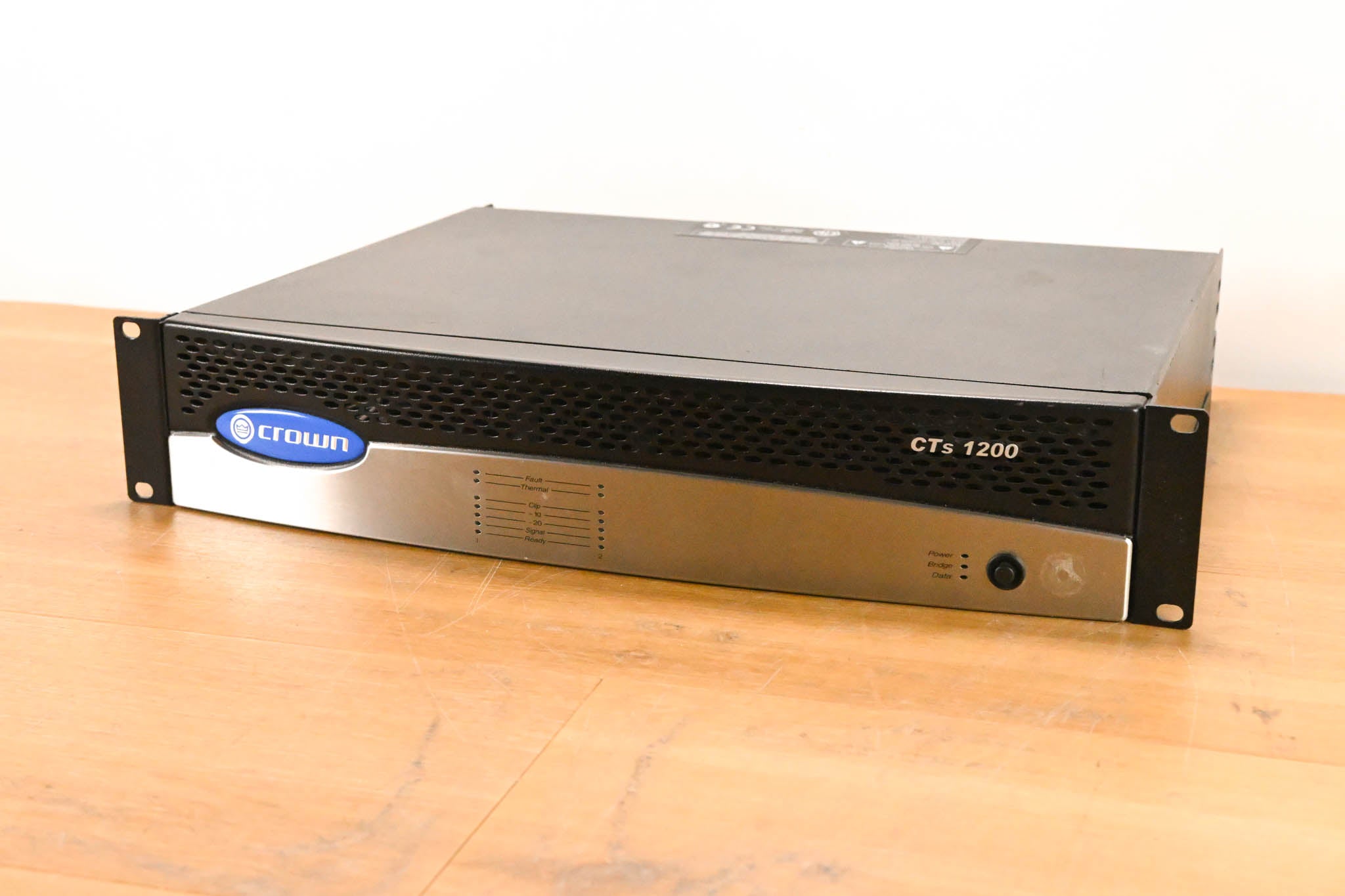 Crown CTs 1200 Two-Channel 600W Power Amplifier