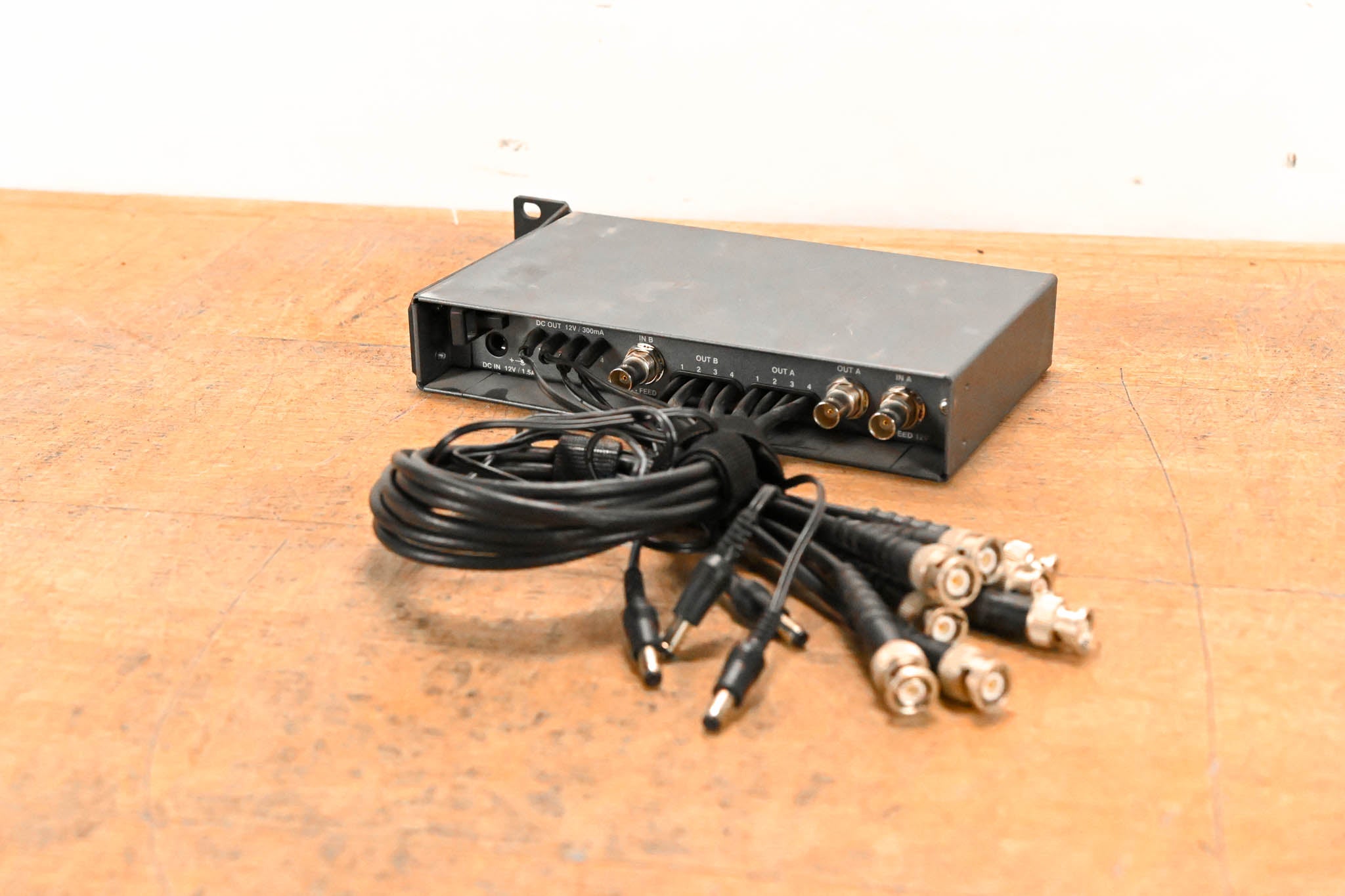 Sennheiser ASP 2 Antenna and Power Distribution System (NO POWER SUPPLY)