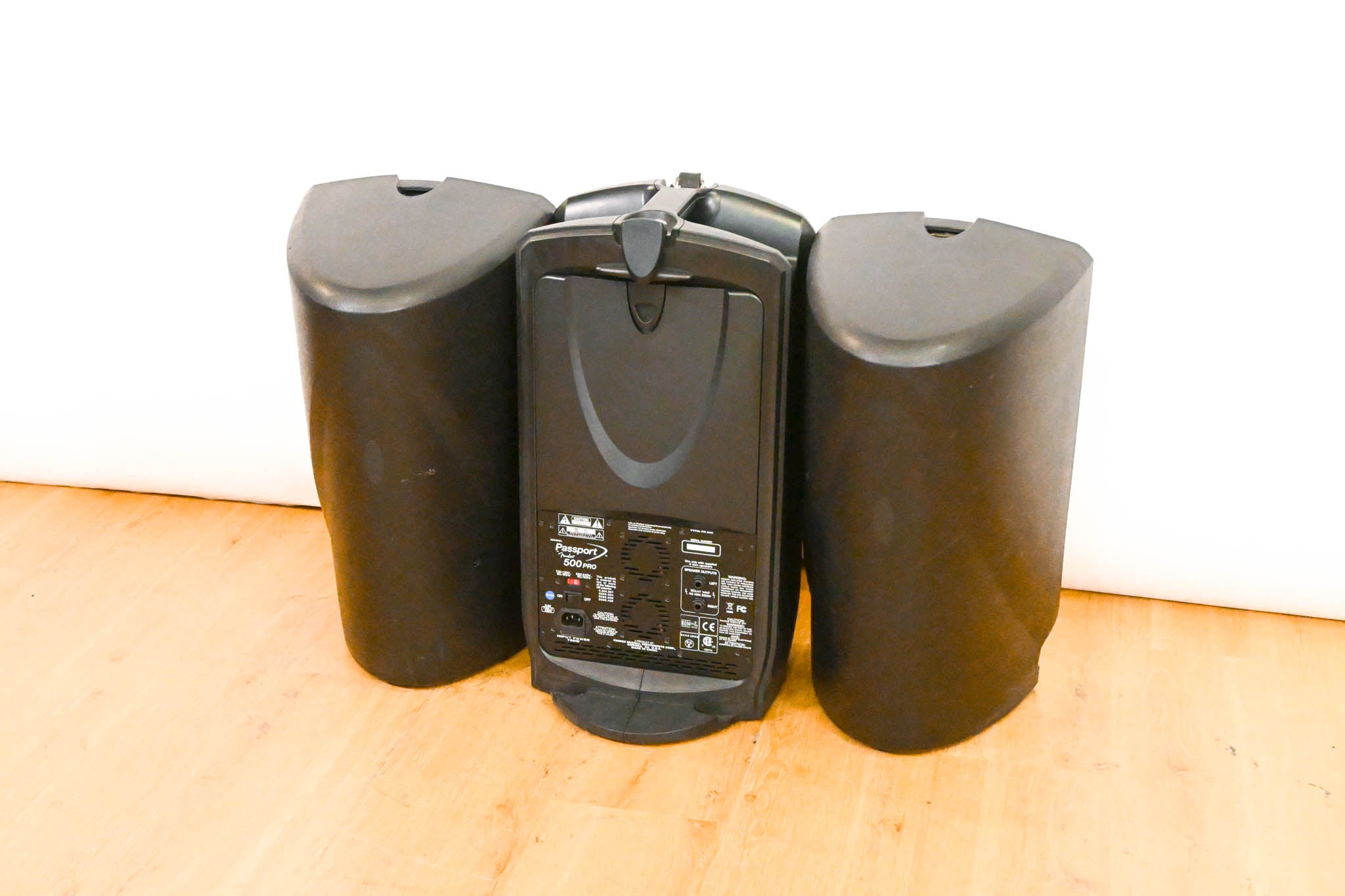 Fender Passport 500 Pro 500W 8-Channel Portable PA System
