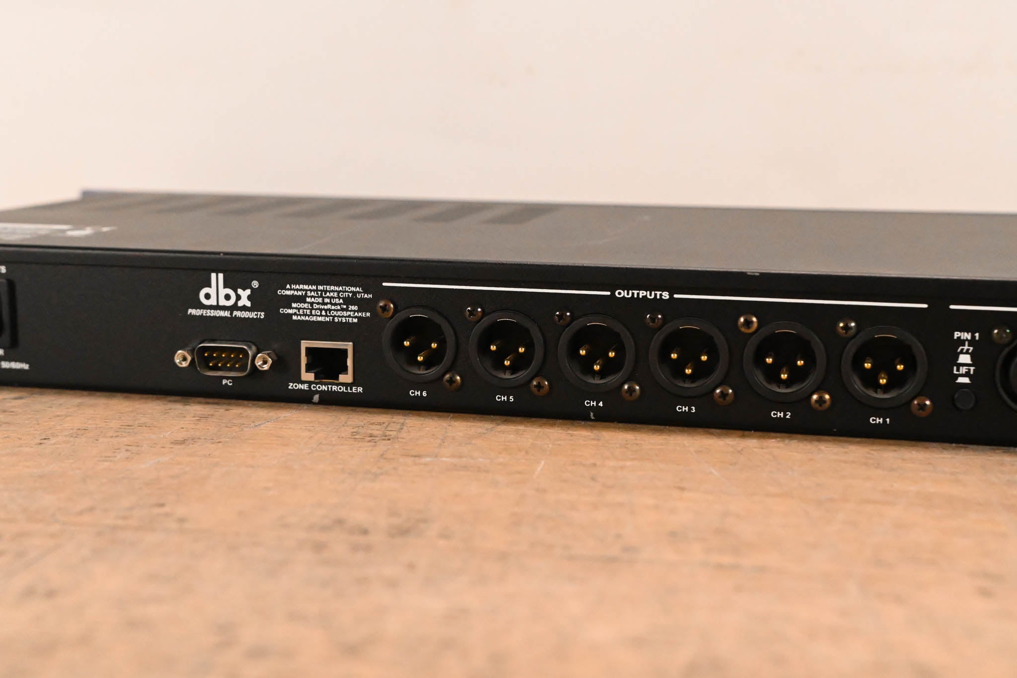 dbx DriveRack 260 Loudspeaker Management System