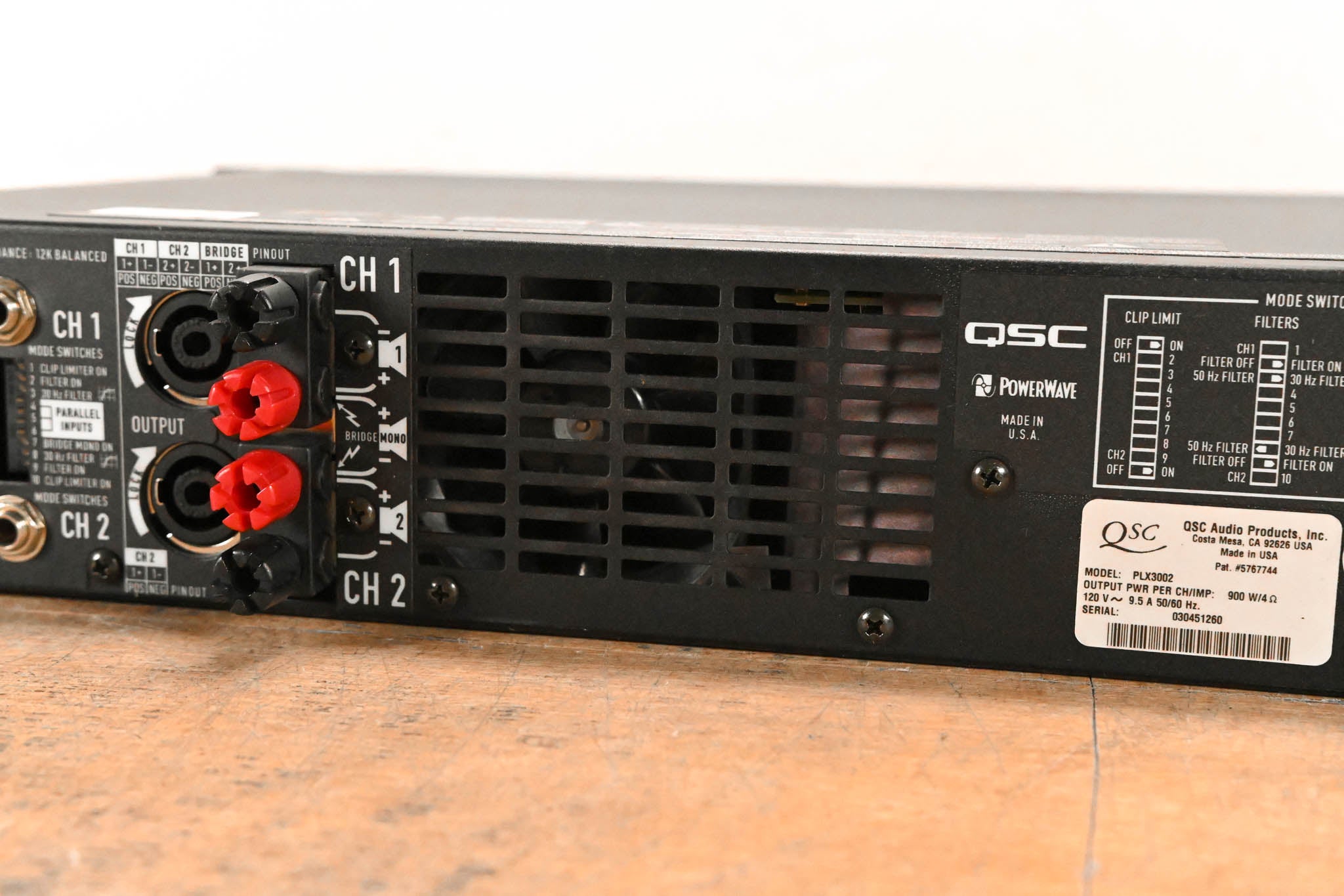 QSC PLX3002 2-Channel Power Amplifier
