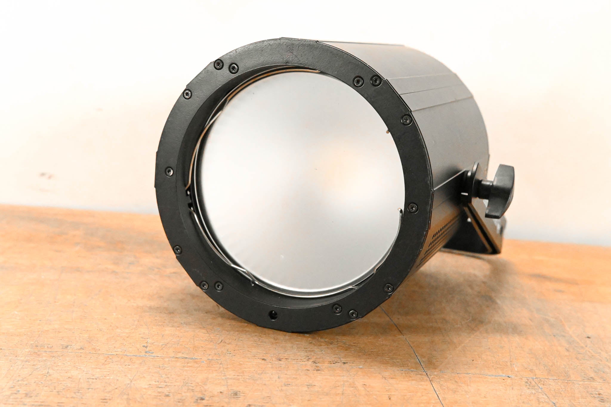 ADJ COB Cannon LP200ST 200W Chip On Board Color Mixing Wash Fixture