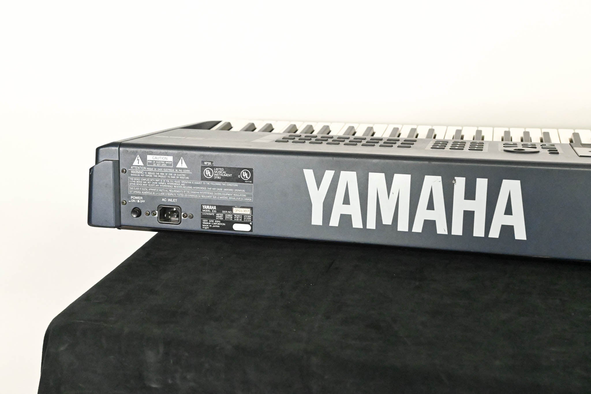 Yamaha EX5 76-key Synthesizer Workstation