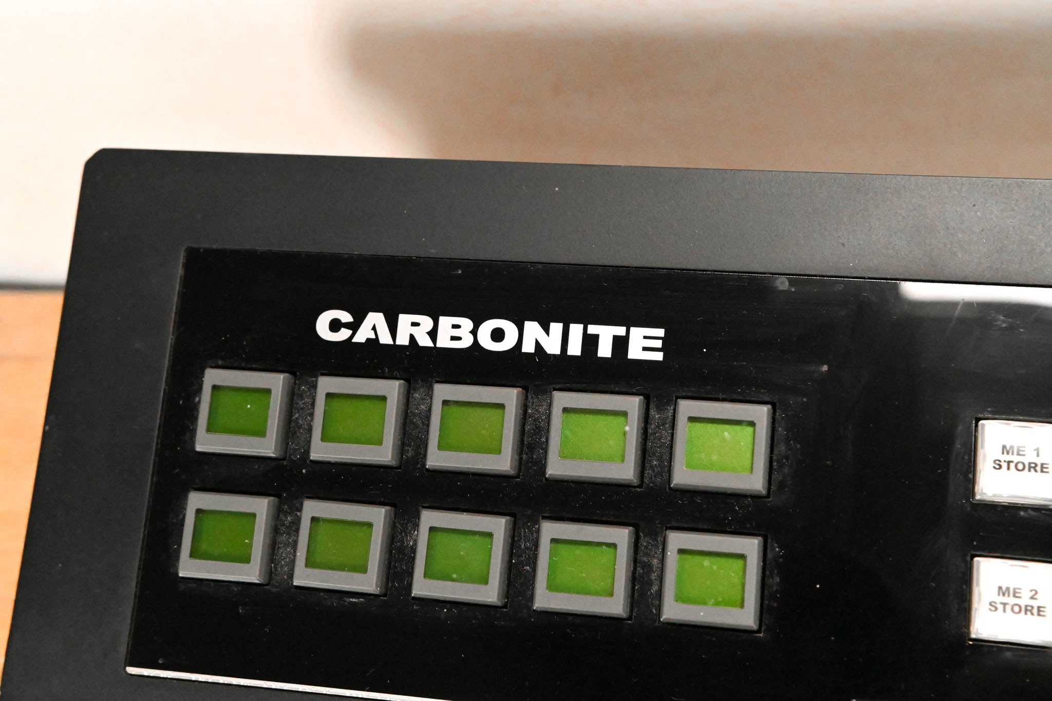 Ross Carbonite Black 1 Panel