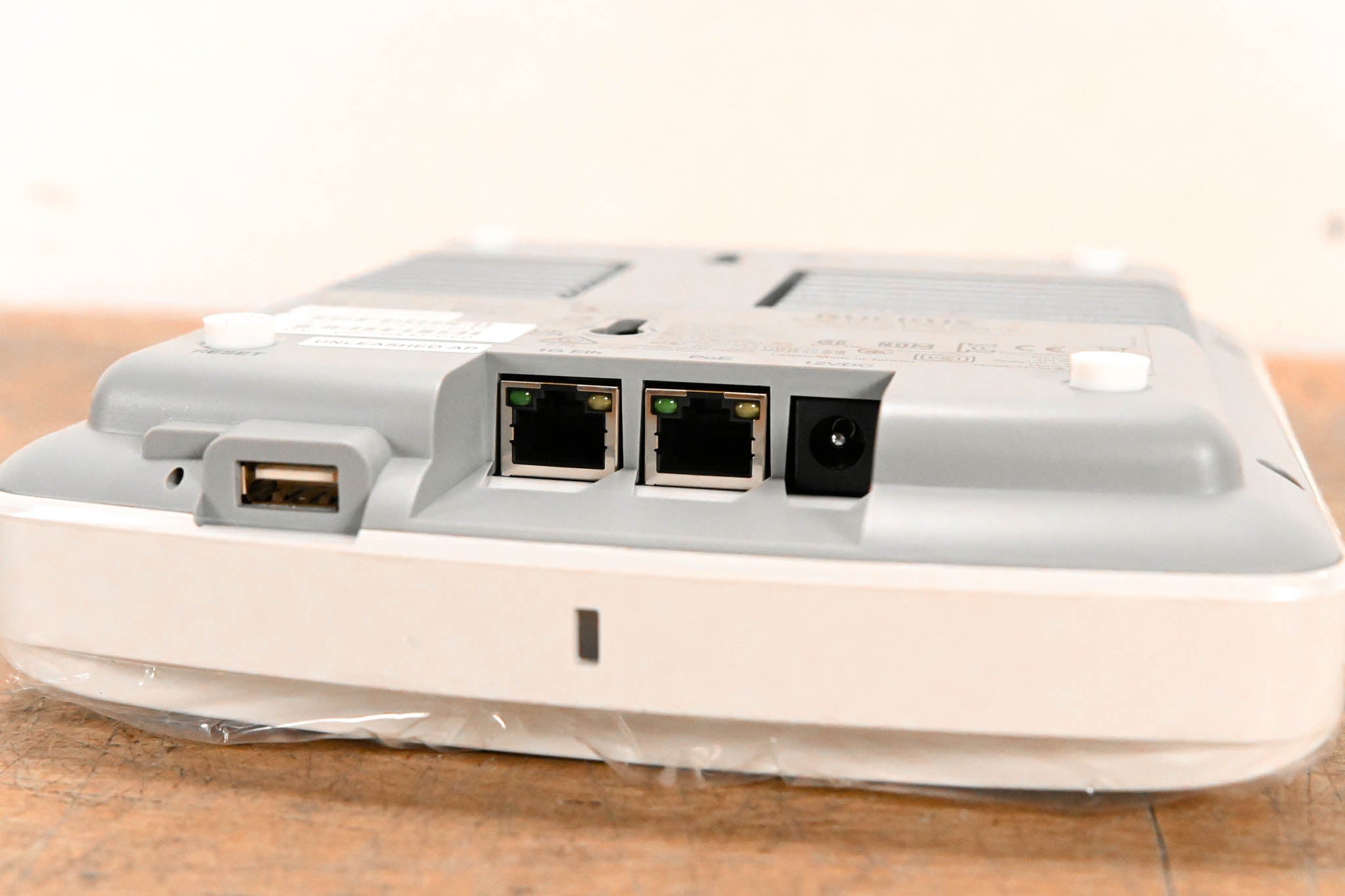 Ruckus R550 Indoor Wireless Access Point