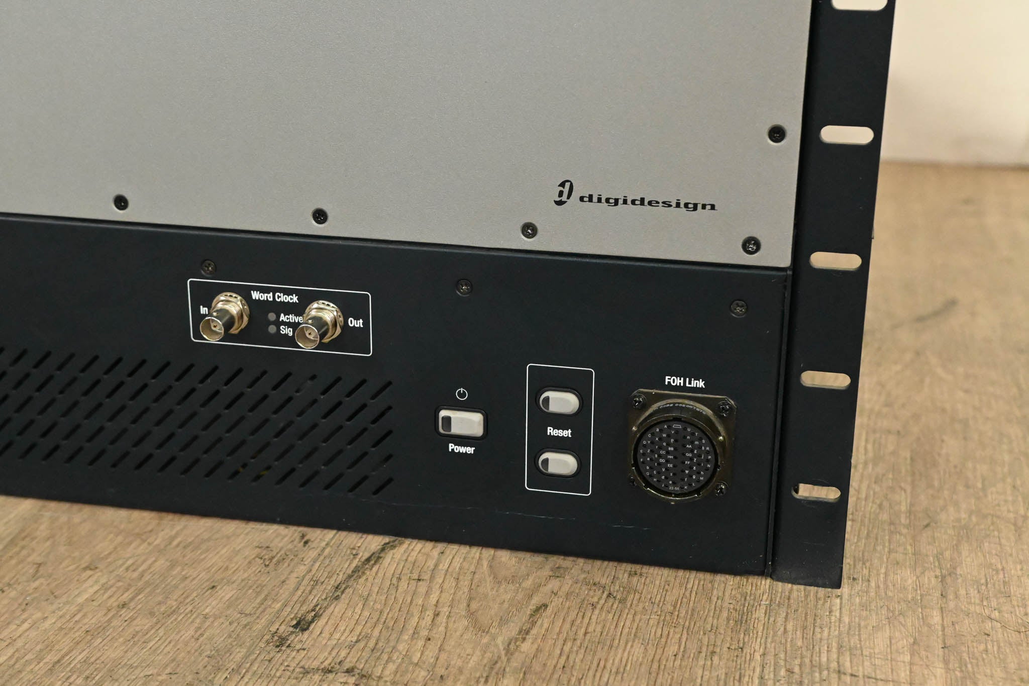 Digidesign VENUE Profile Digital Mixing Console with Mix Rack