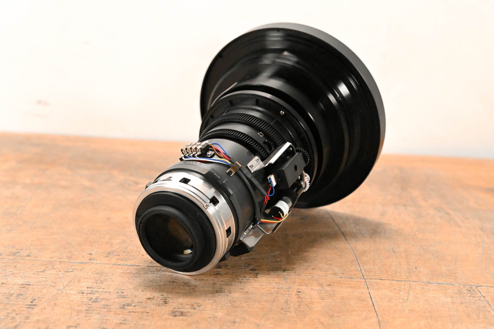Digital Projection E-Vision Ultra Wide Lens 115-339A 0.75-0.93:1 (WUXGA)