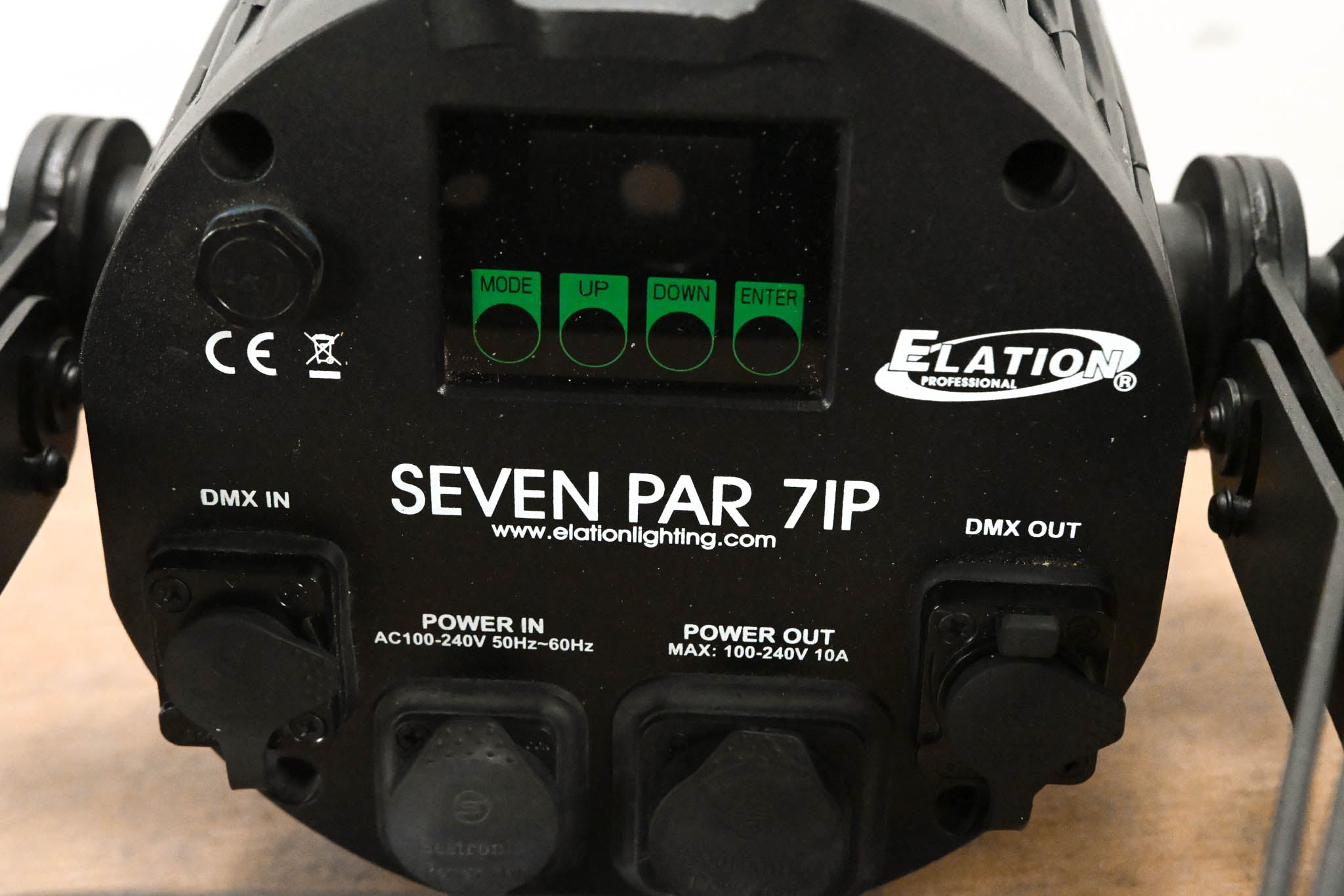 Elation SEVEN PAR 7IP 7-Color LED Par Wash Light (NO POWER CABLE)