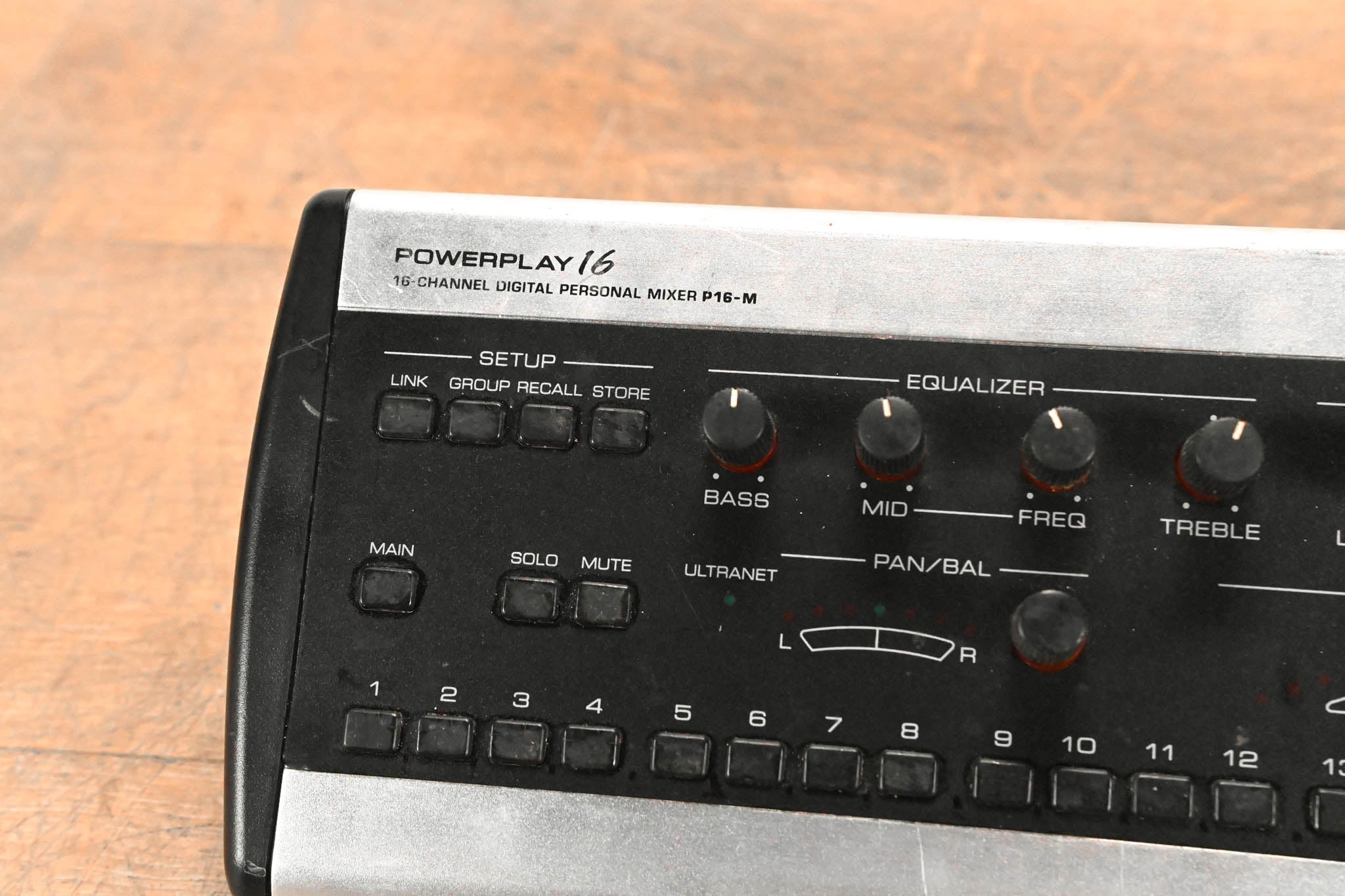 Behringer Powerplay P16-M 16-Channel Digital Personal Mixer