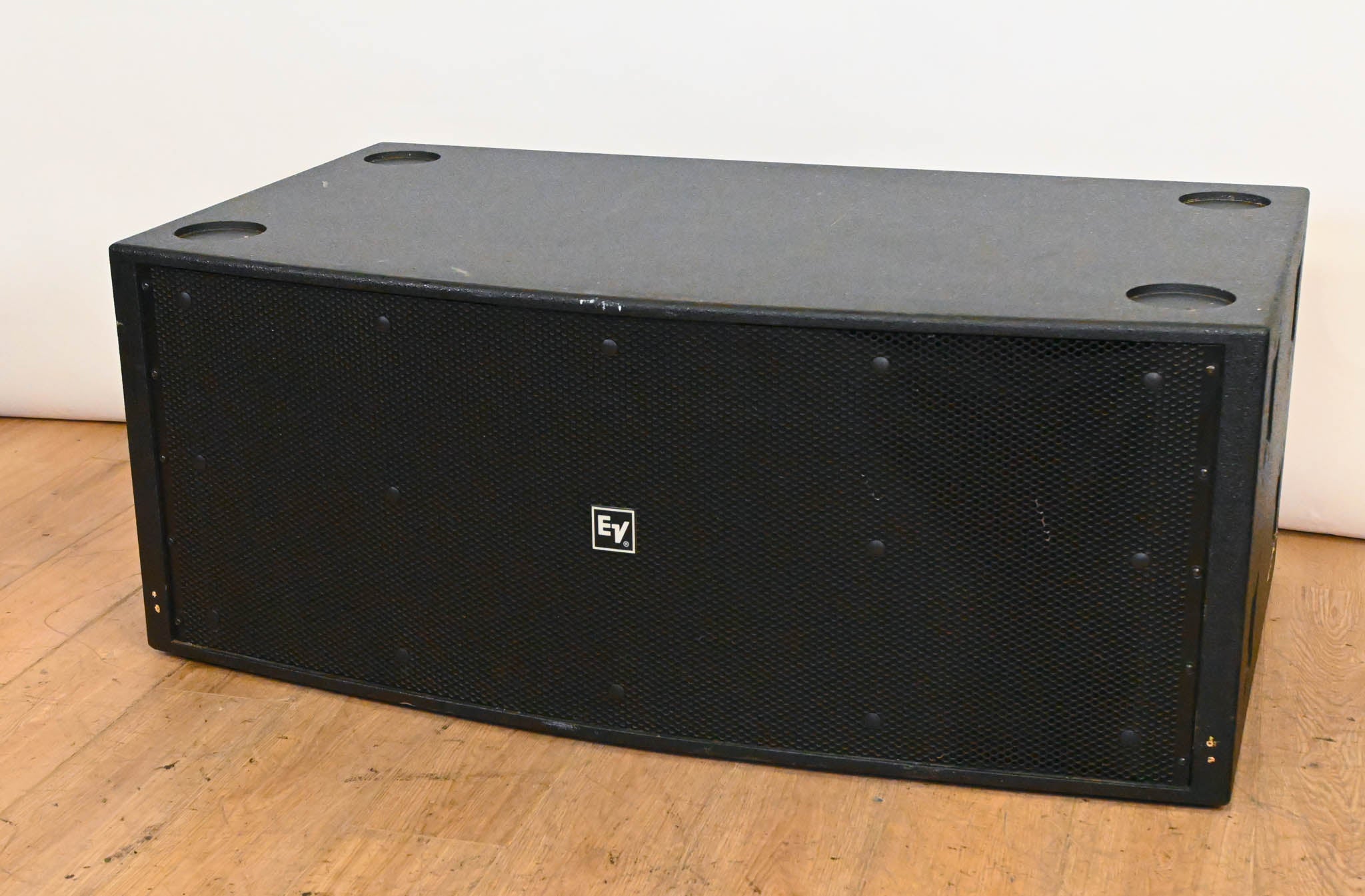 Electro-Voice (EV) Xsub Dual 18" 1200W Subwoofer
