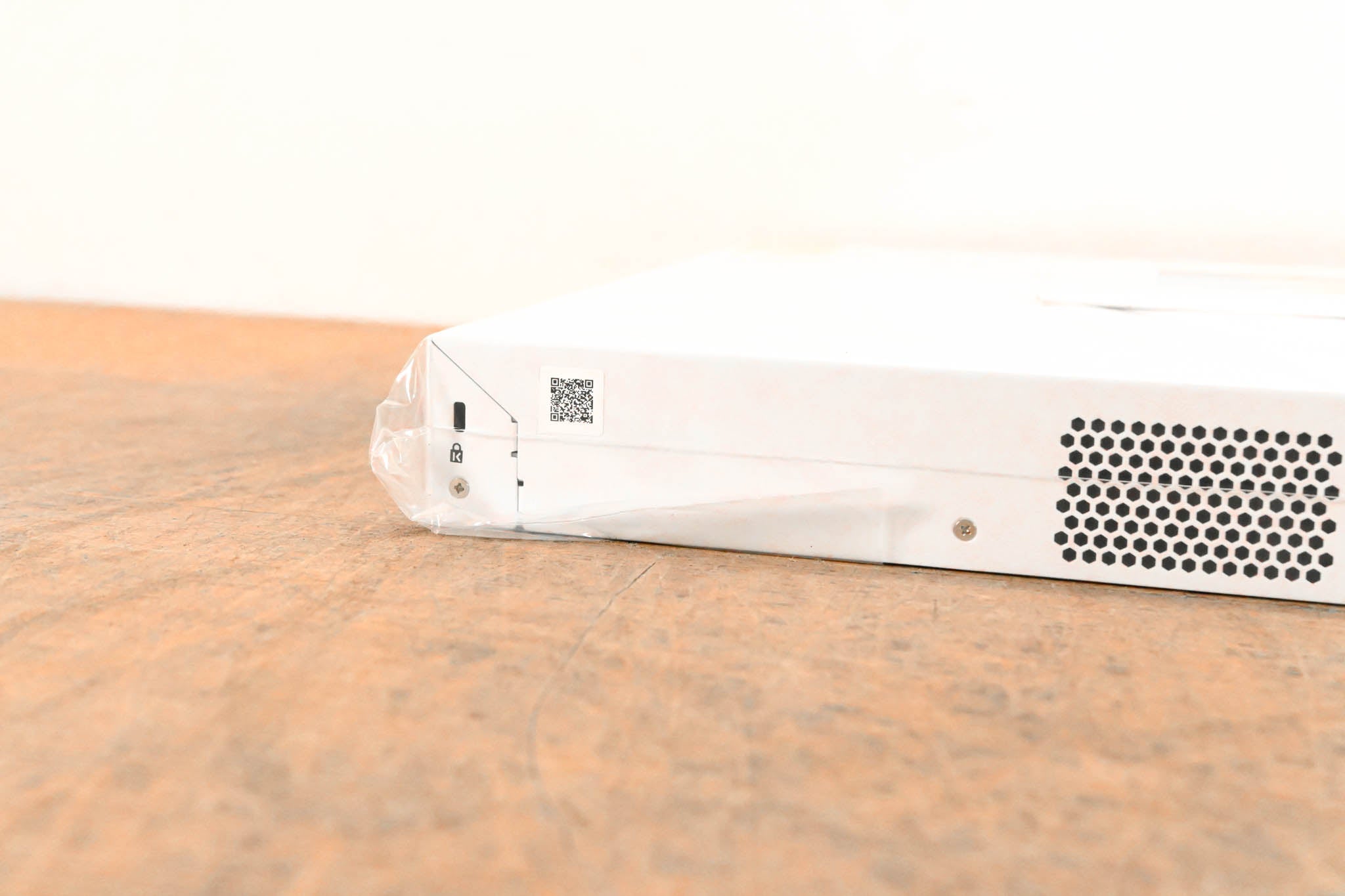 Cisco CBS350-48P-4X 48x Gigabit RJ45 PoE+ & 4x 10G SFP+ Managed Switch