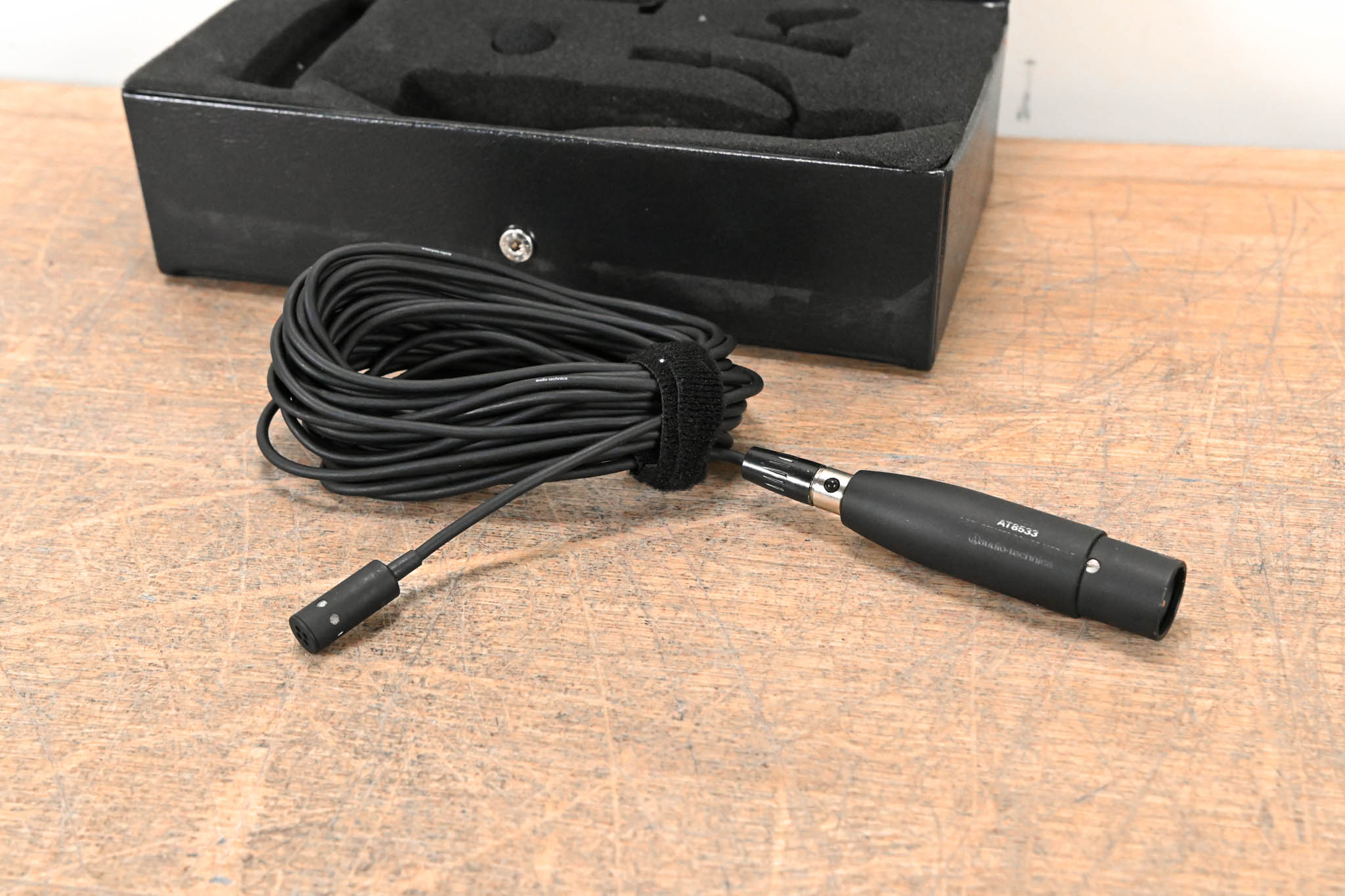 Audio-Technica AT831R Condenser Lavalier Mic with AT8533 Power Module