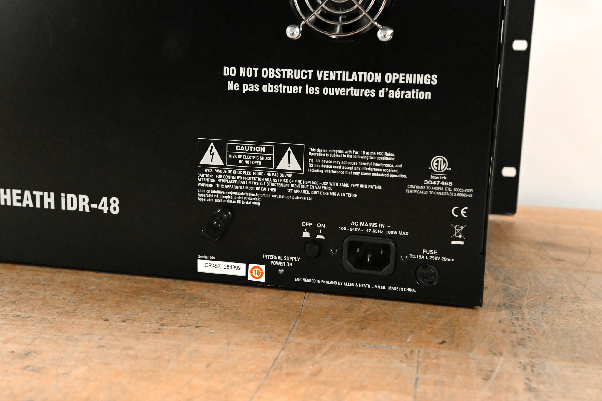Allen & Heath iDR-48 48-In, 24-Out Audio Stage Box