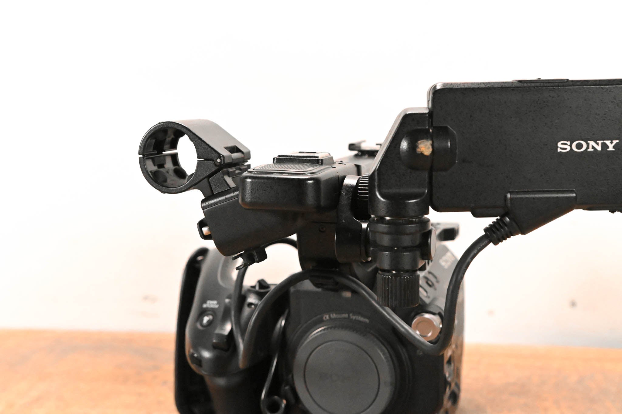 Sony PXW-FS5 XDCAM Super 35 Camera System