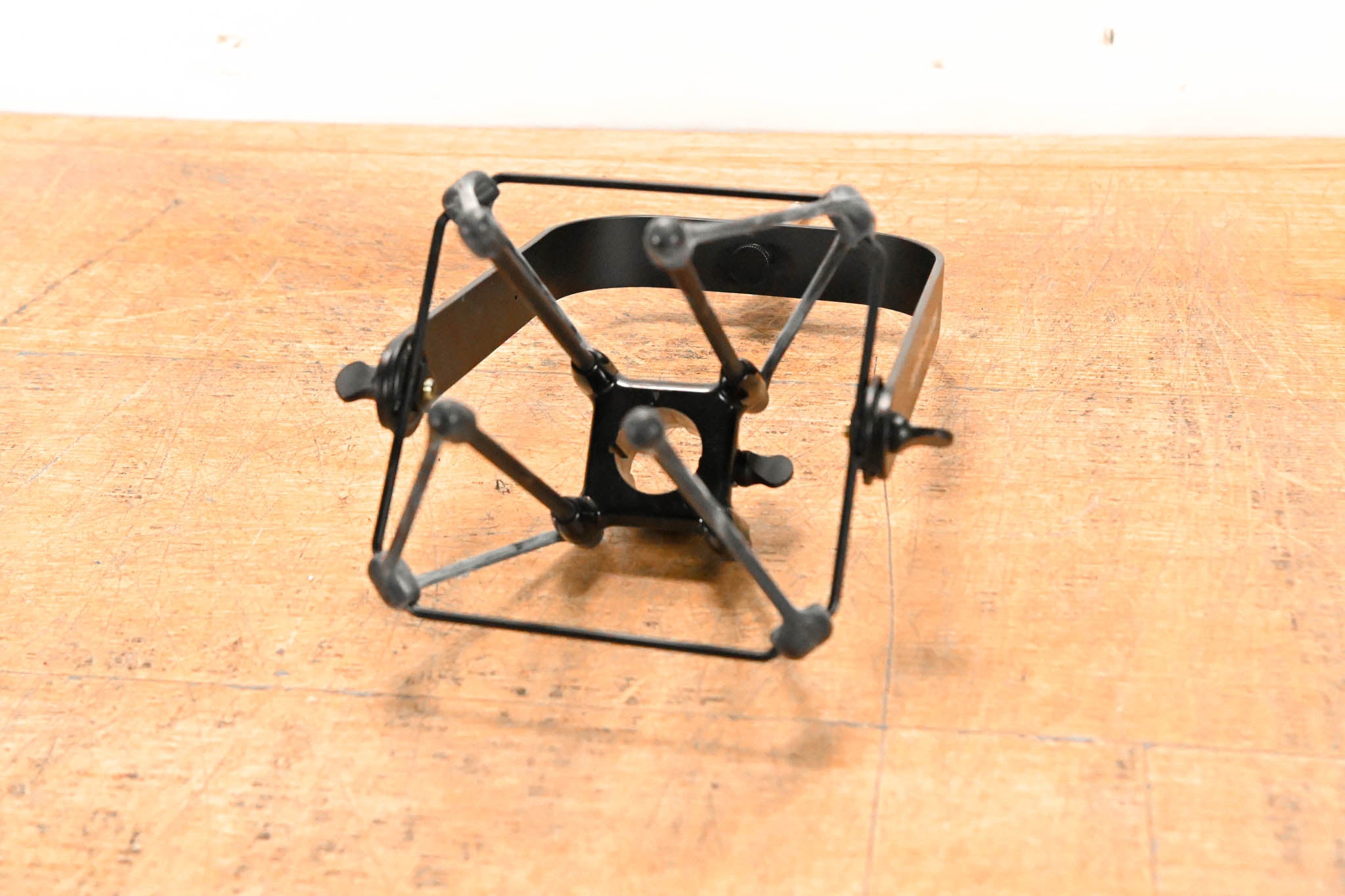 Electro-Voice (EV) 309A Shock Mount