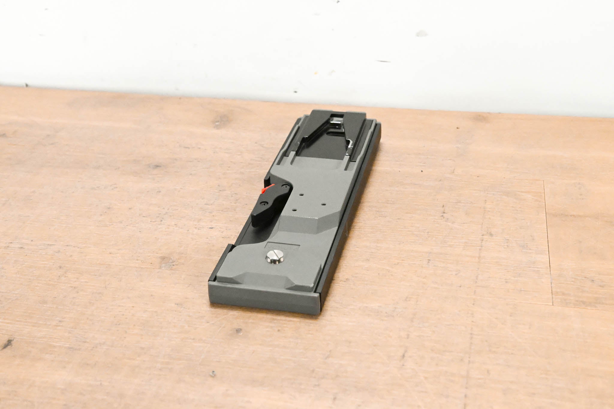 Sony VCT-U14-F Quick Release Tripod Adapter