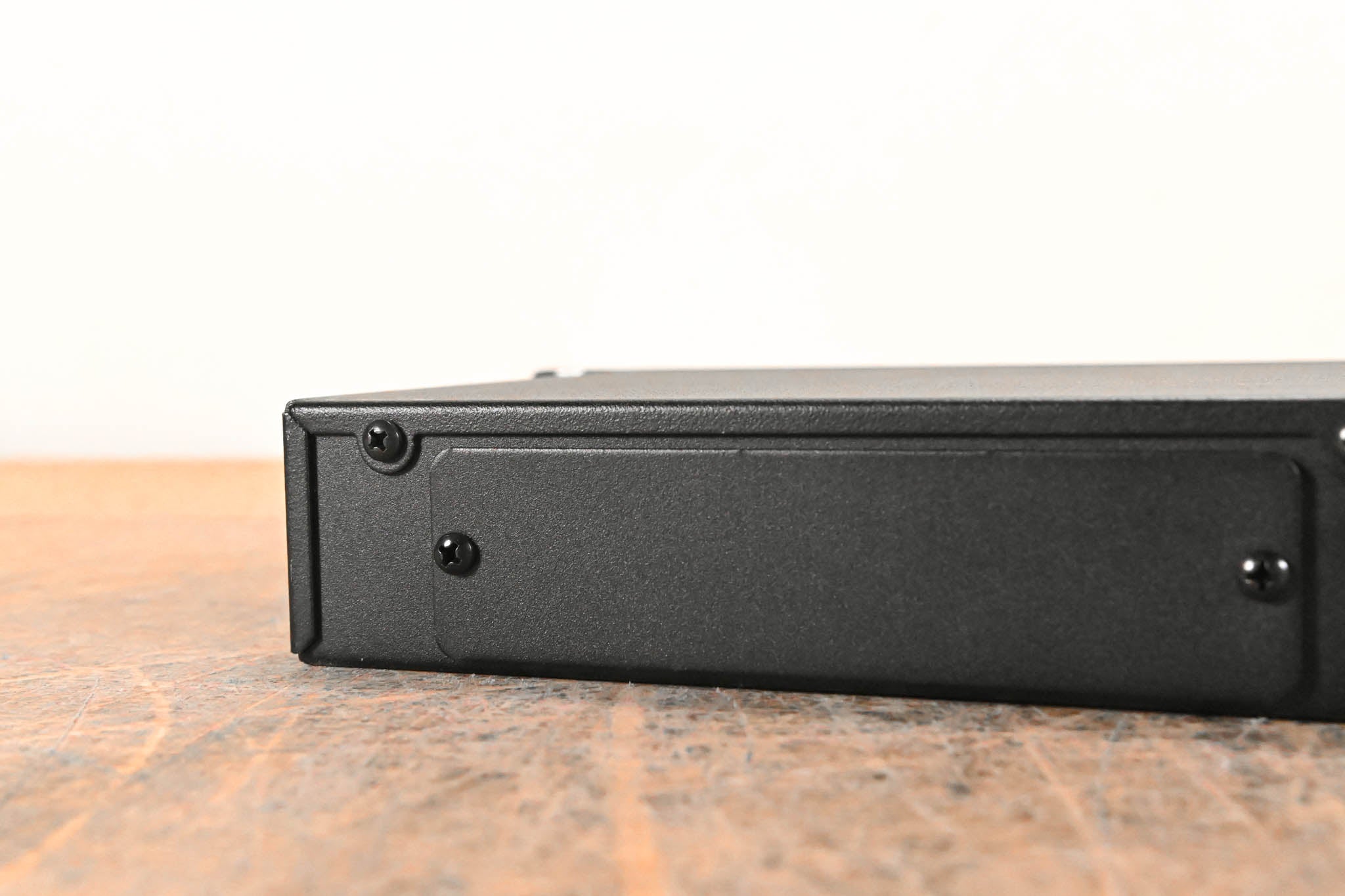 Digital Audio Labs Livemix DA-816 8-Channel Analog Output Unit