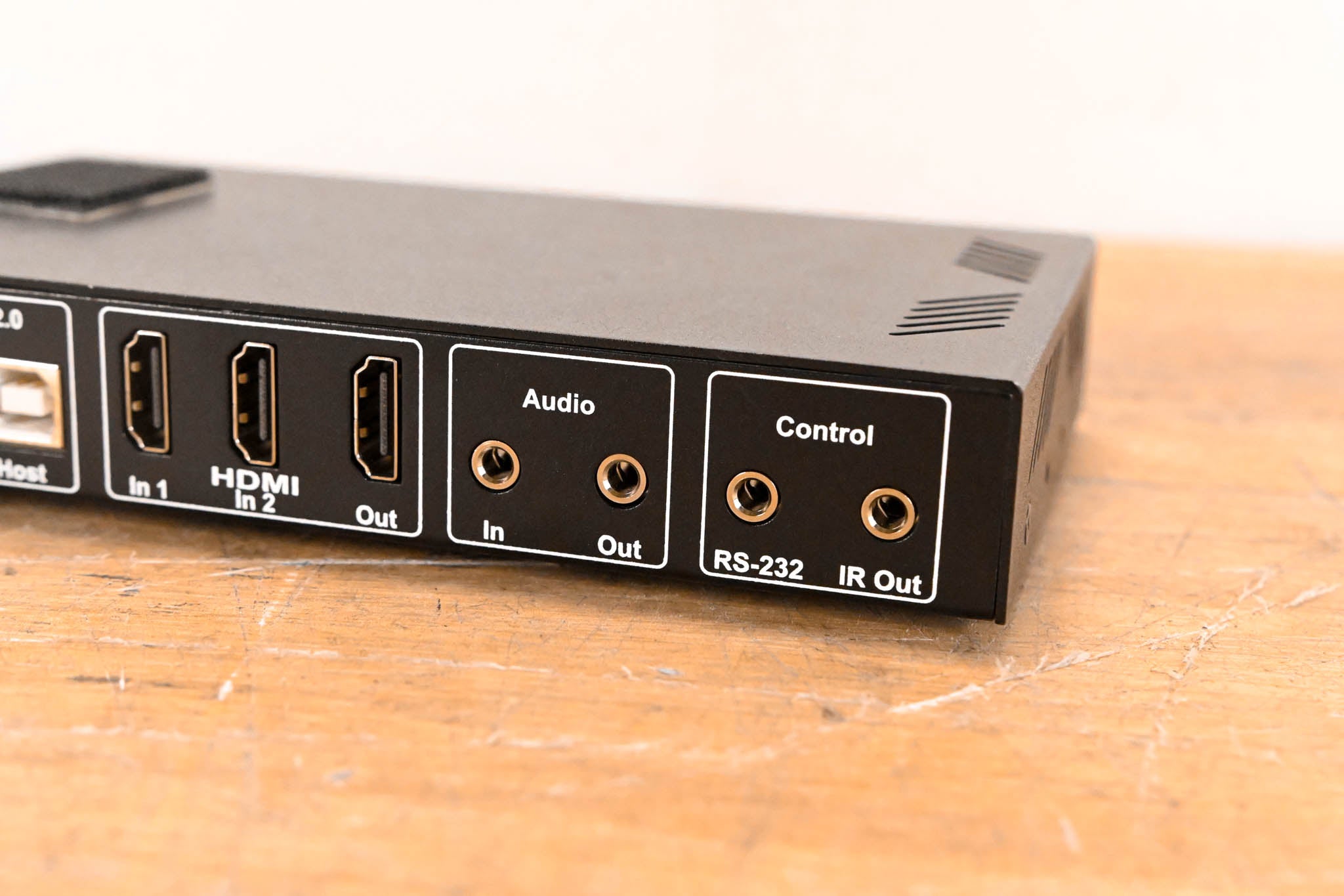 Aroura Multimedia VLX-TC1-C 4K 1Gbps AV-over-IP Transceiver